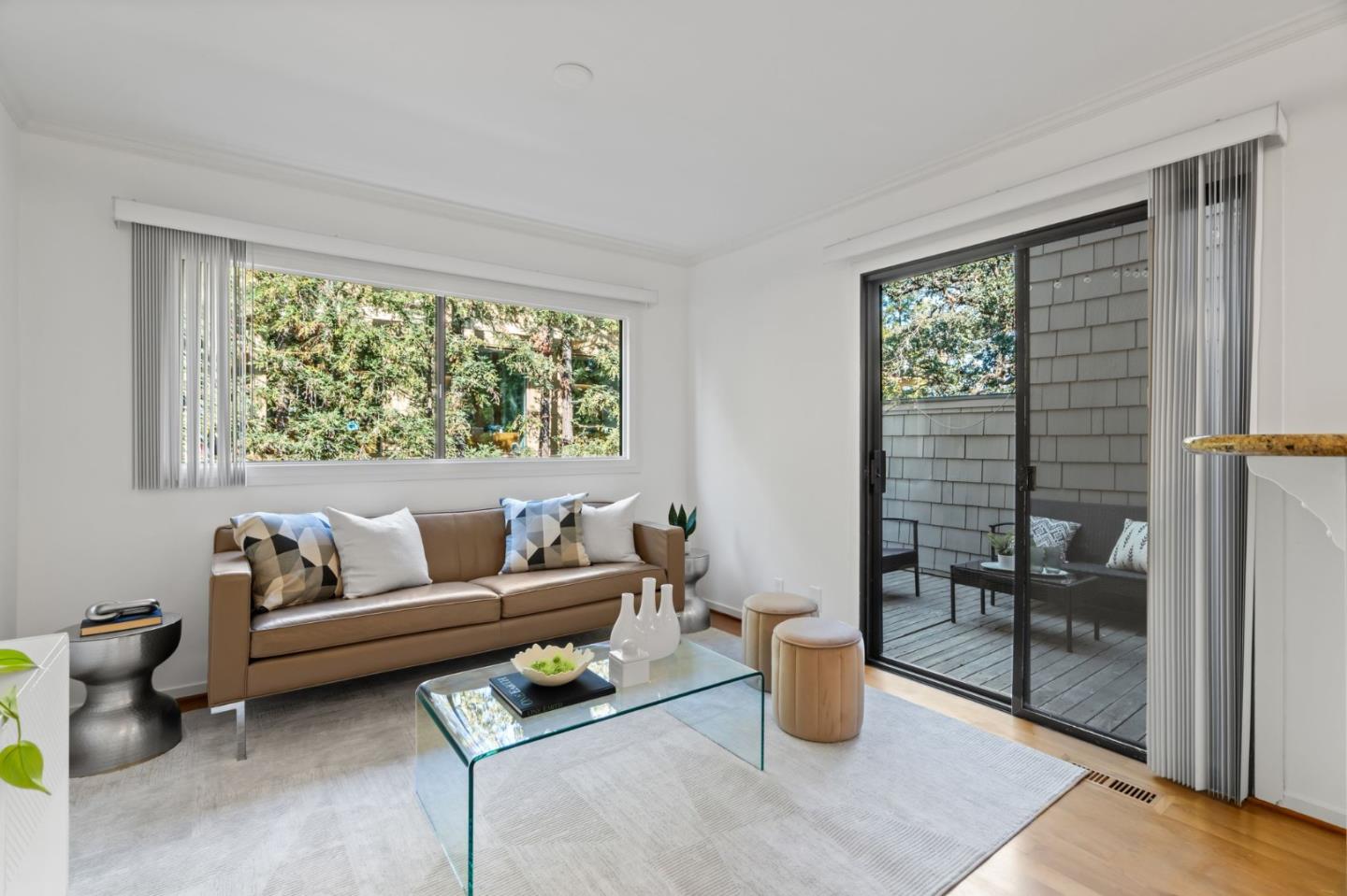 Detail Gallery Image 17 of 40 For 2146 Sand Hill Rd, Menlo Park,  CA 94025 - 3 Beds | 2/1 Baths