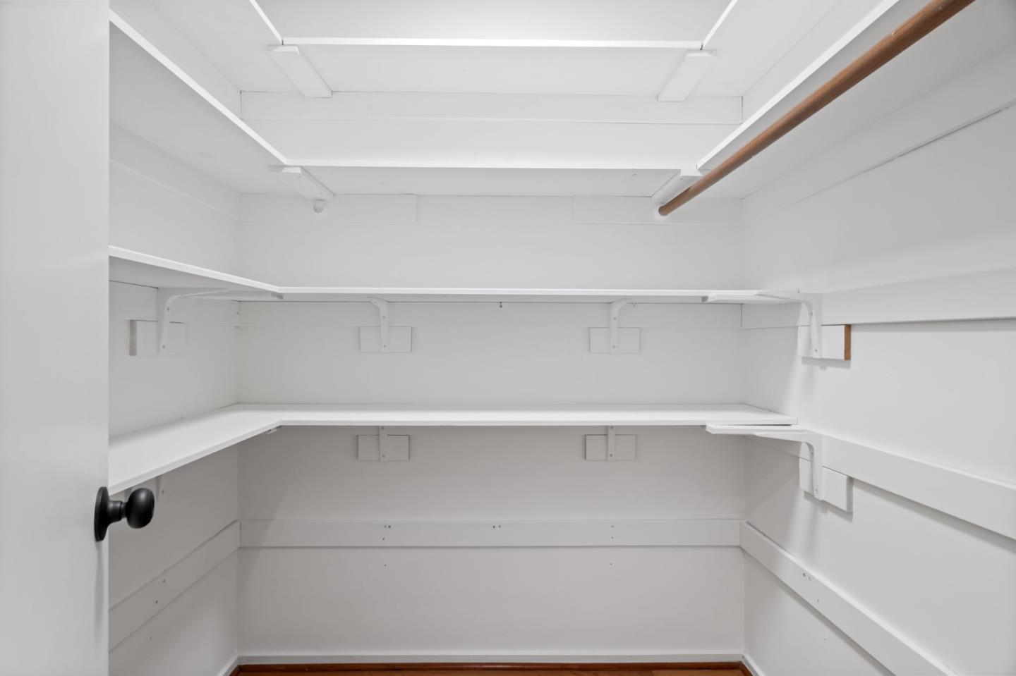 Detail Gallery Image 25 of 40 For 2146 Sand Hill Rd, Menlo Park,  CA 94025 - 3 Beds | 2/1 Baths