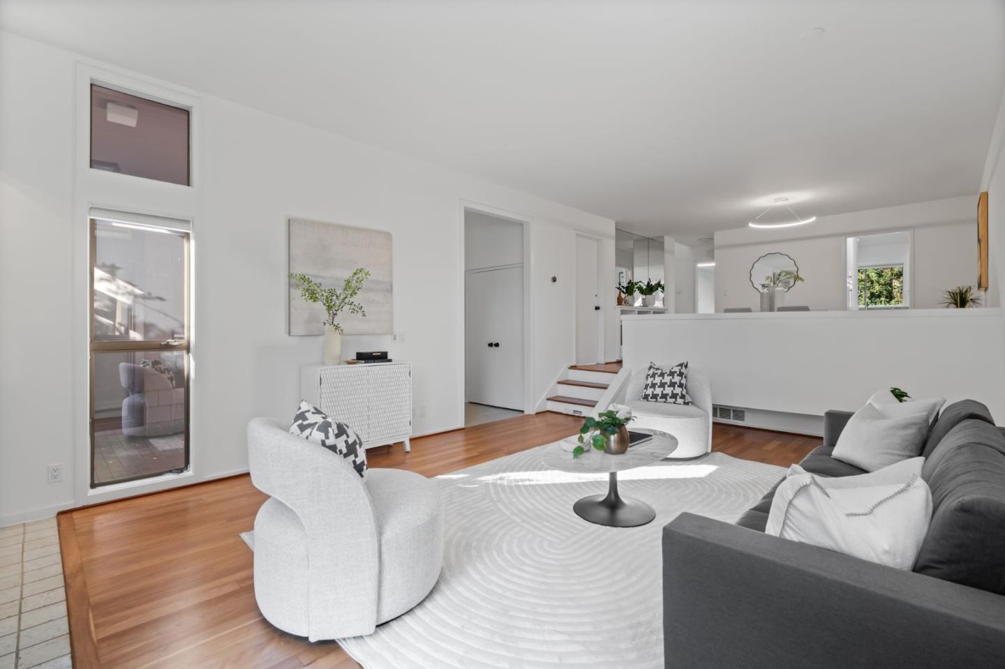 Detail Gallery Image 5 of 40 For 2146 Sand Hill Rd, Menlo Park,  CA 94025 - 3 Beds | 2/1 Baths