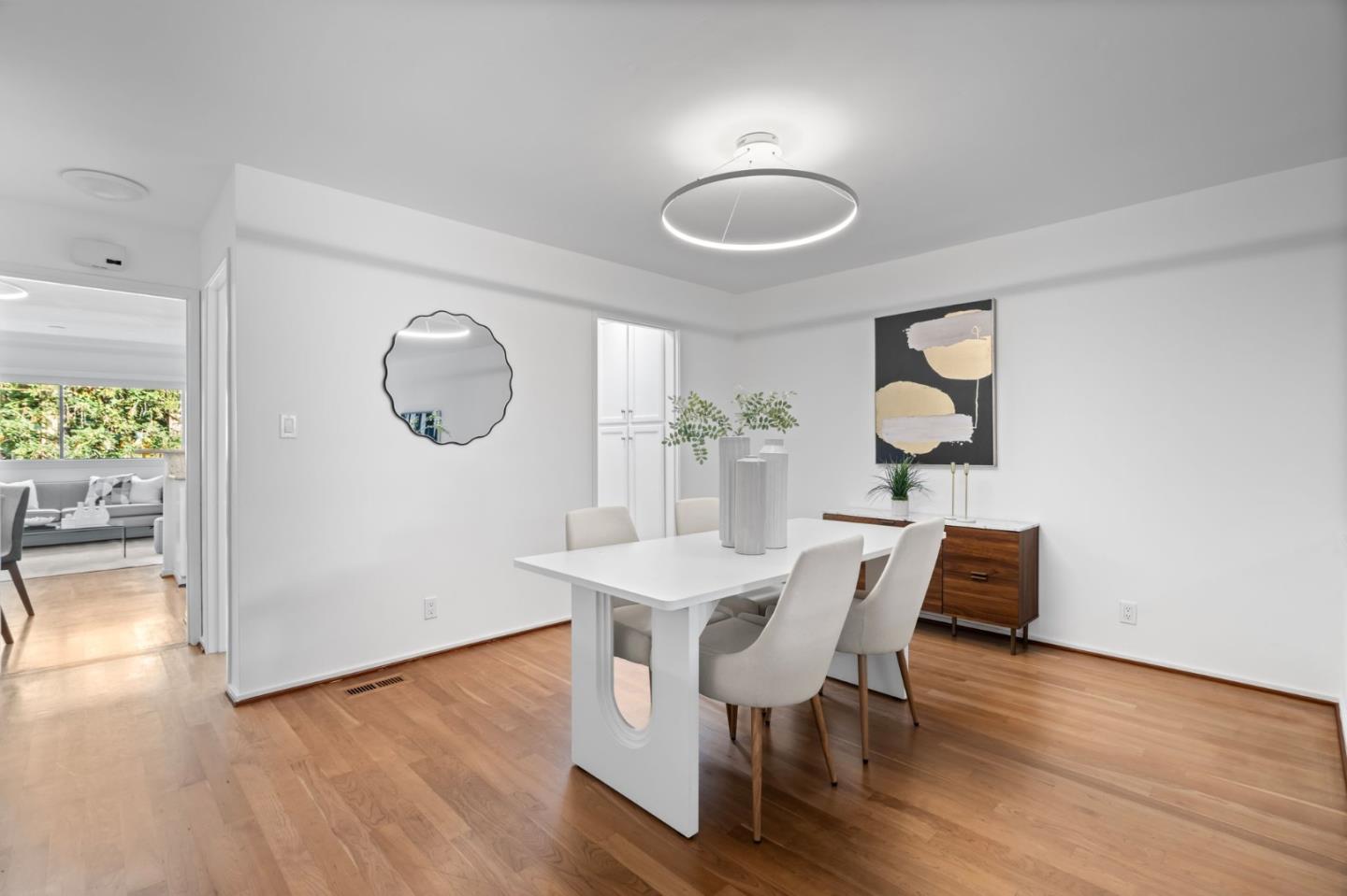 Detail Gallery Image 6 of 40 For 2146 Sand Hill Rd, Menlo Park,  CA 94025 - 3 Beds | 2/1 Baths