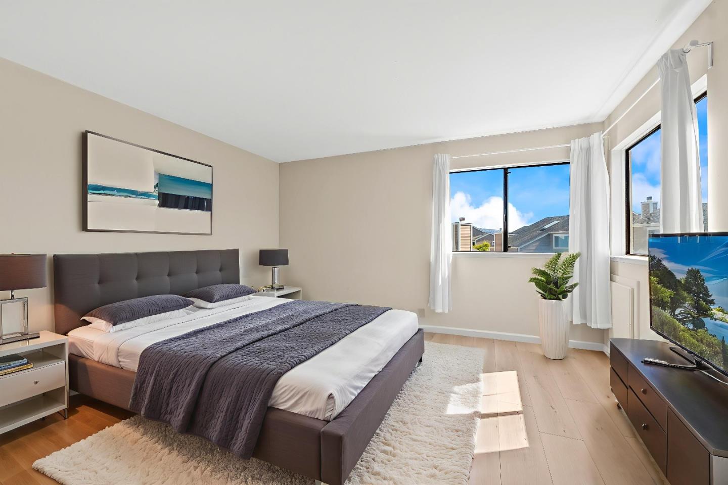 Detail Gallery Image 20 of 26 For 112 Crown Cir, South San Francisco,  CA 94080 - 2 Beds | 2/1 Baths