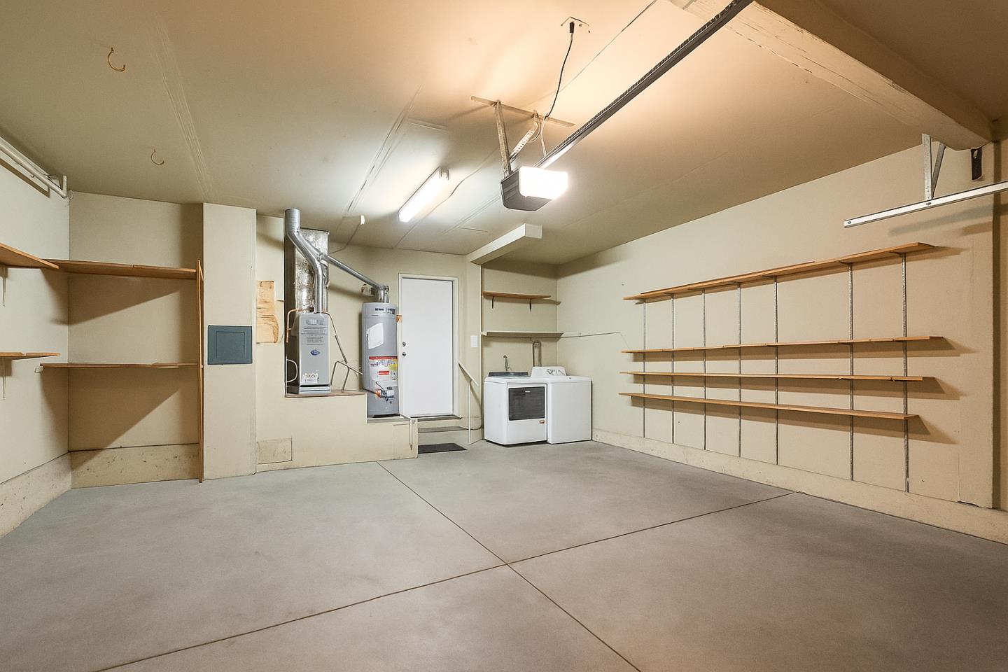 Detail Gallery Image 25 of 26 For 112 Crown Cir, South San Francisco,  CA 94080 - 2 Beds | 2/1 Baths
