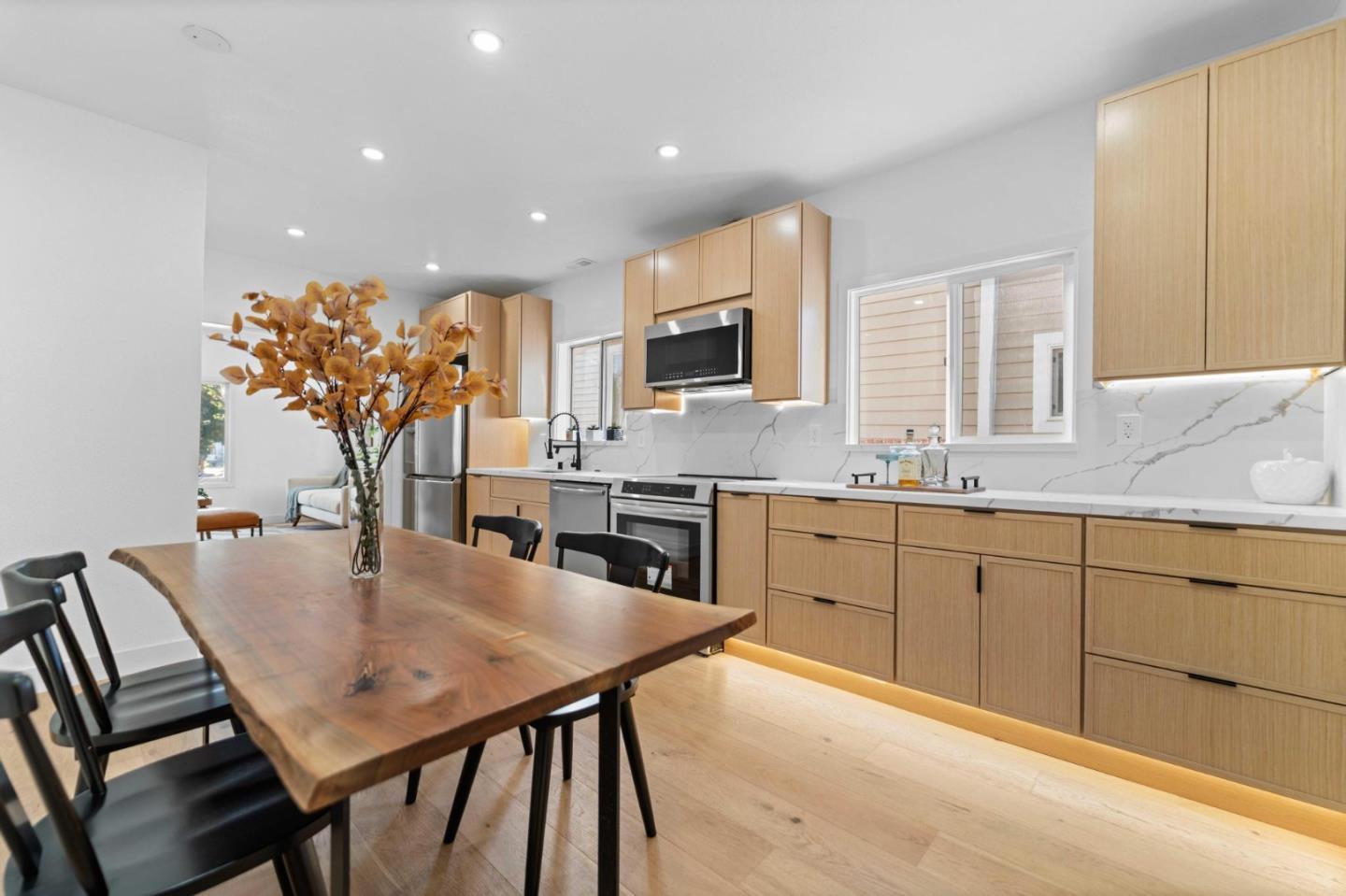 Detail Gallery Image 21 of 53 For 504 Hannah St, San Jose,  CA 95126 - 2 Beds | 2 Baths
