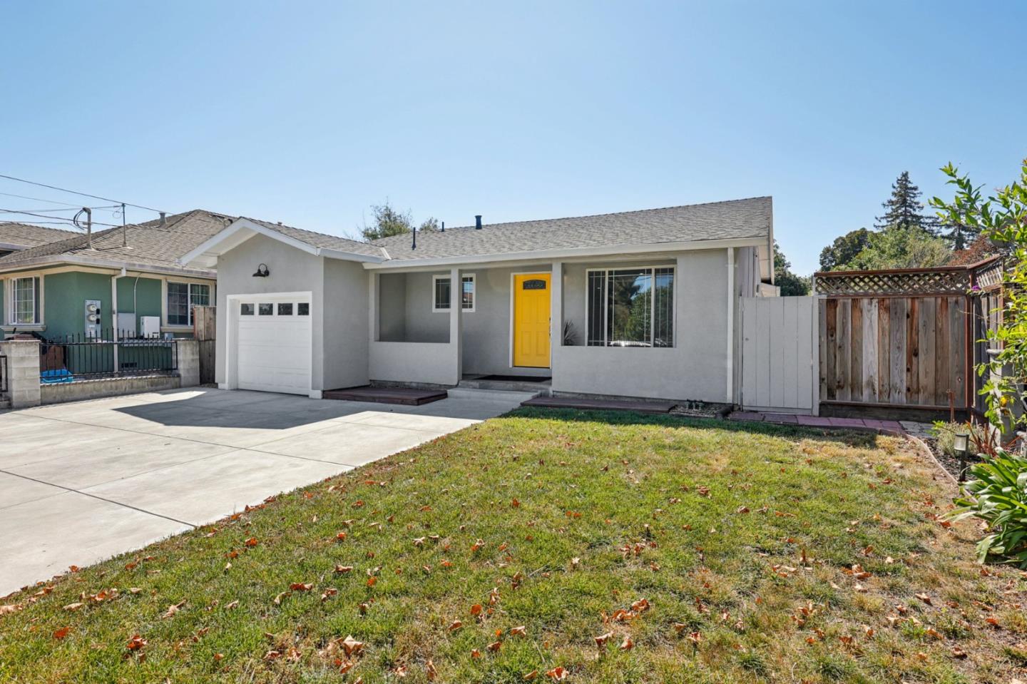 Detail Gallery Image 4 of 38 For 1120 Alberni St, East Palo Alto,  CA 94303 - 5 Beds | 3 Baths