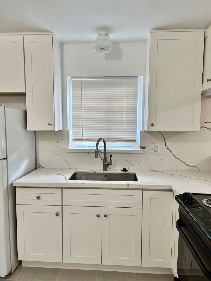 Detail Gallery Image 9 of 10 For 2469 Olive Ave, San Jose,  CA 95128 - – Beds | – Baths