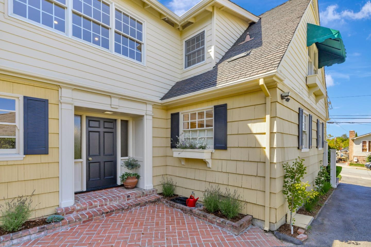 Detail Gallery Image 5 of 58 For 767 28th Ave, San Mateo,  CA 94403 - 4 Beds | 3/1 Baths