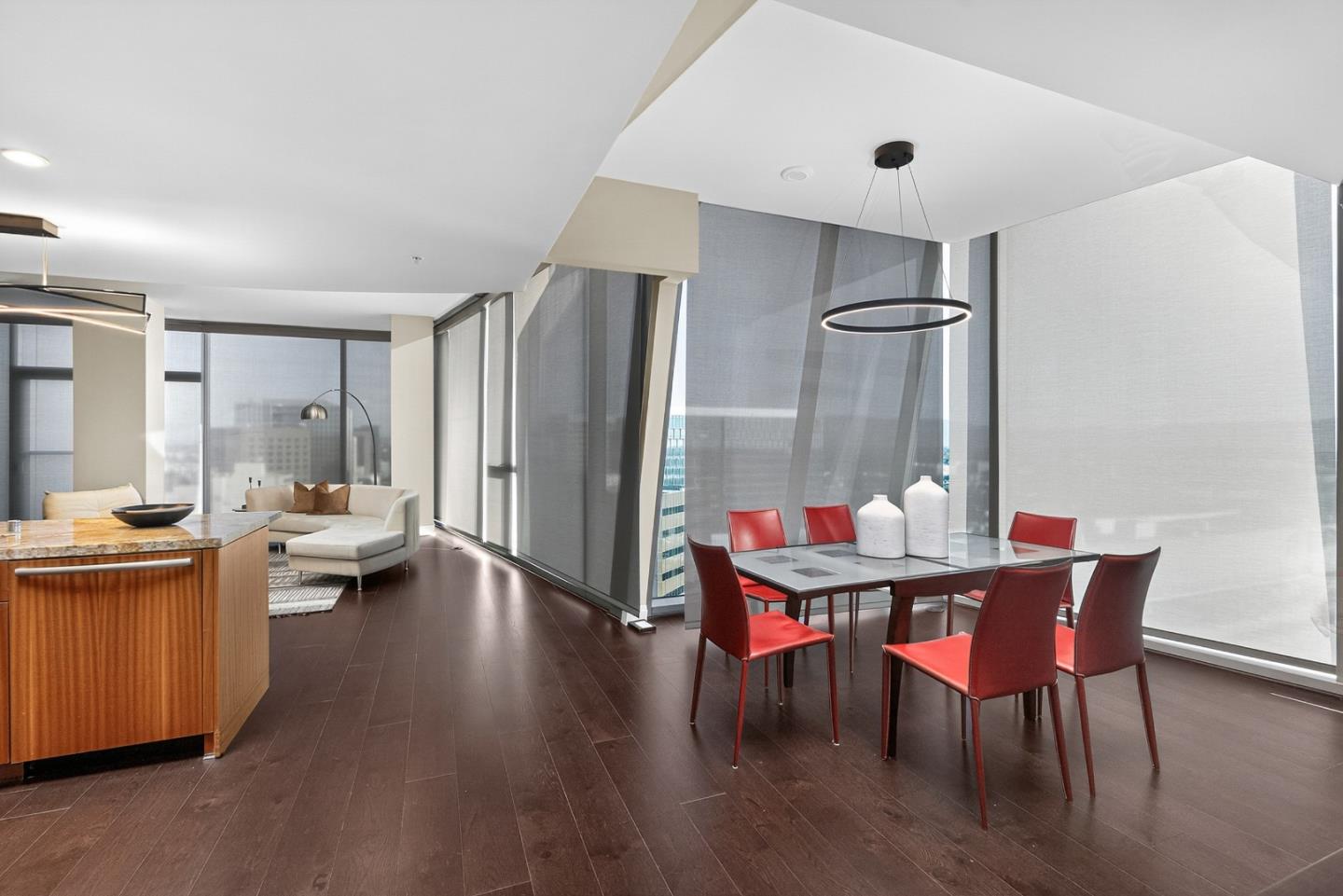 Detail Gallery Image 16 of 44 For 38 N Almaden Blvd #2001,  San Jose,  CA 95110 - 3 Beds | 2 Baths