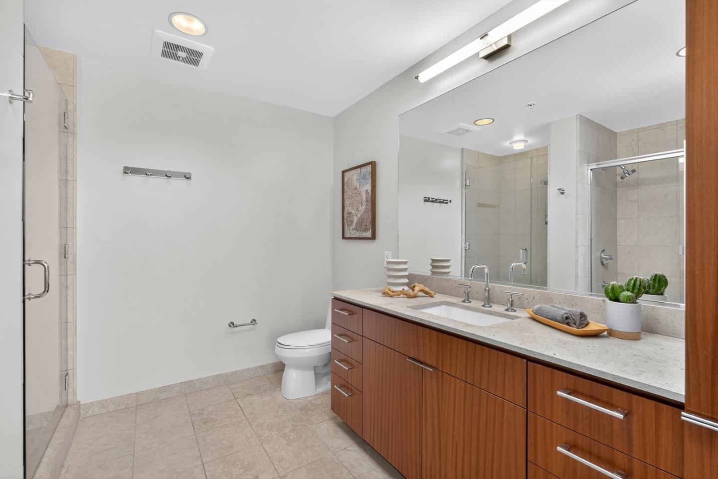 Detail Gallery Image 34 of 44 For 38 N Almaden Blvd #2001,  San Jose,  CA 95110 - 3 Beds | 2 Baths