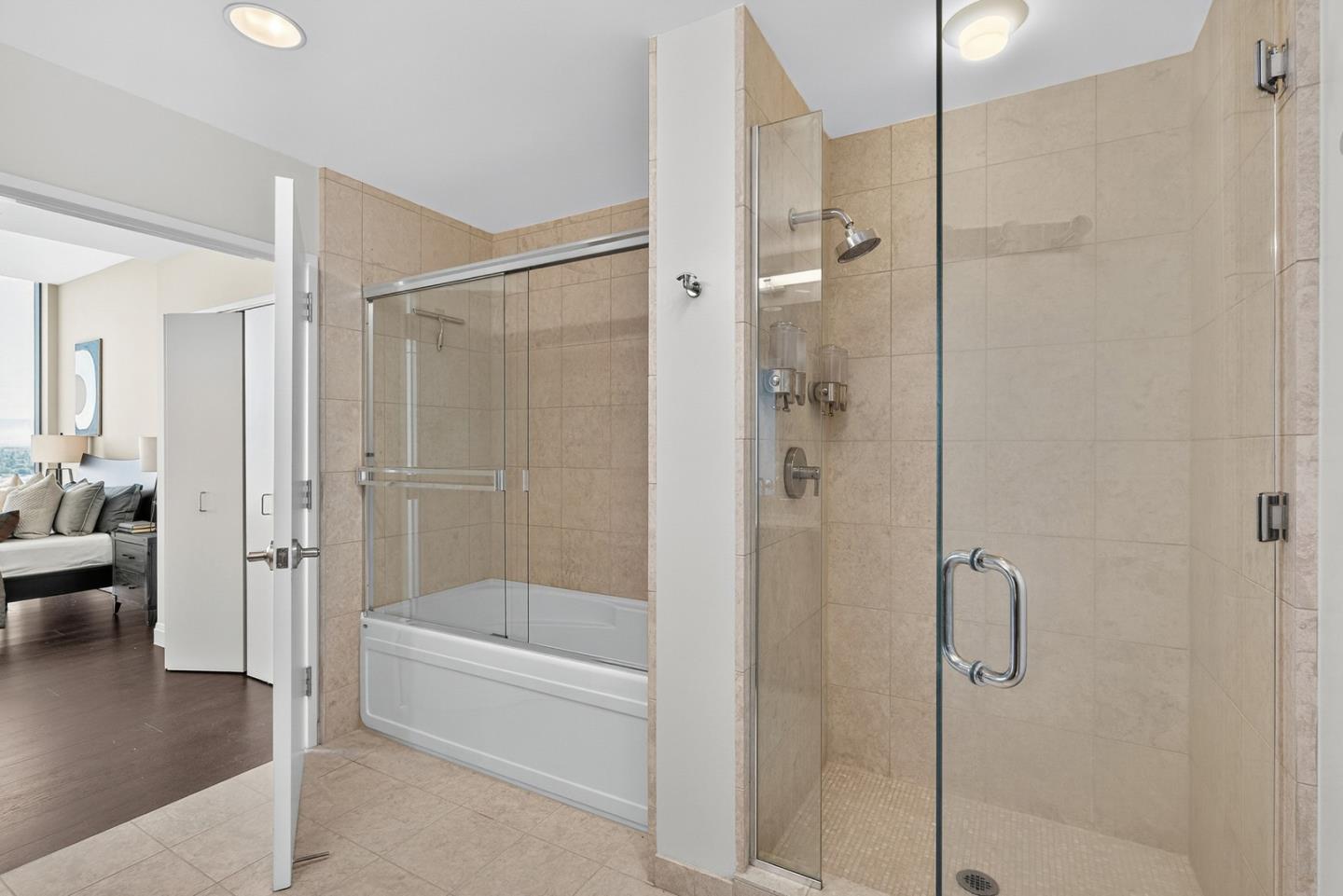 Detail Gallery Image 37 of 44 For 38 N Almaden Blvd #2001,  San Jose,  CA 95110 - 3 Beds | 2 Baths