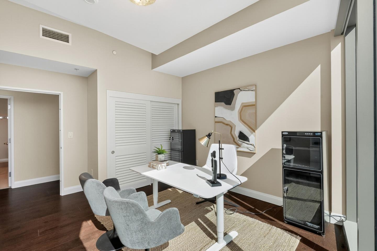 Detail Gallery Image 40 of 44 For 38 N Almaden Blvd #2001,  San Jose,  CA 95110 - 3 Beds | 2 Baths