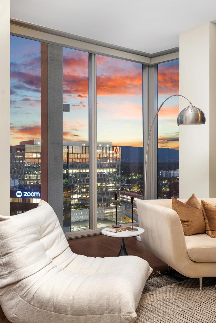 Detail Gallery Image 5 of 44 For 38 N Almaden Blvd #2001,  San Jose,  CA 95110 - 3 Beds | 2 Baths