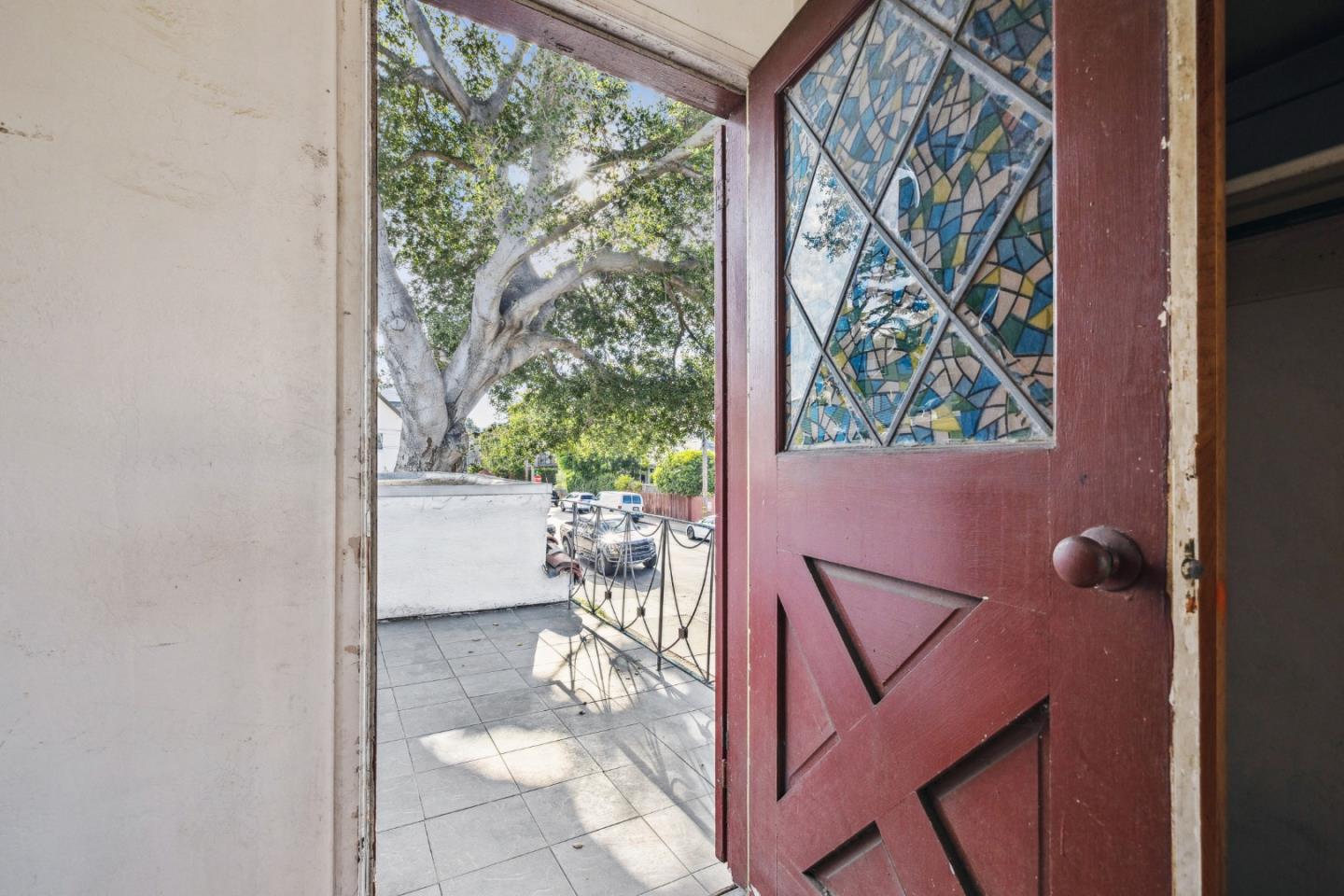 Detail Gallery Image 33 of 62 For 314 E Santa Inez Ave, San Mateo,  CA 94401 - 3 Beds | 2/1 Baths