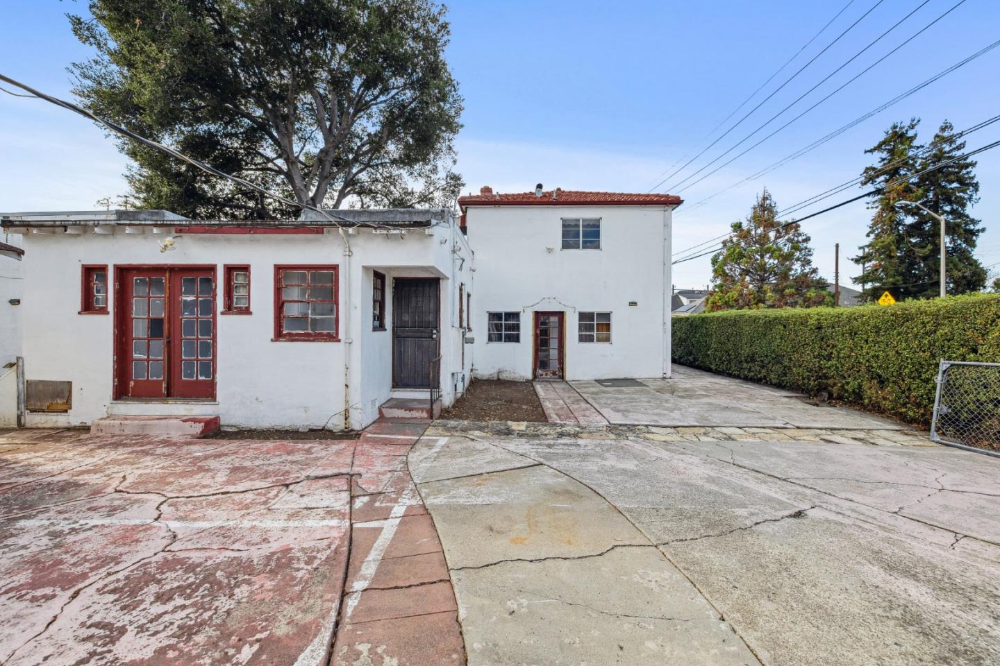 Detail Gallery Image 39 of 62 For 314 E Santa Inez Ave, San Mateo,  CA 94401 - 3 Beds | 2/1 Baths