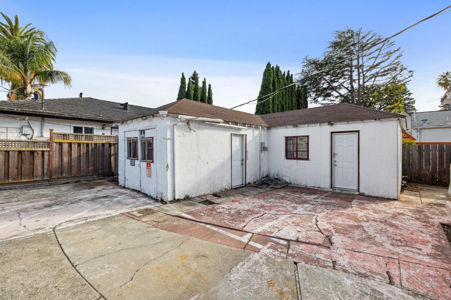 Detail Gallery Image 41 of 62 For 314 E Santa Inez Ave, San Mateo,  CA 94401 - 3 Beds | 2/1 Baths