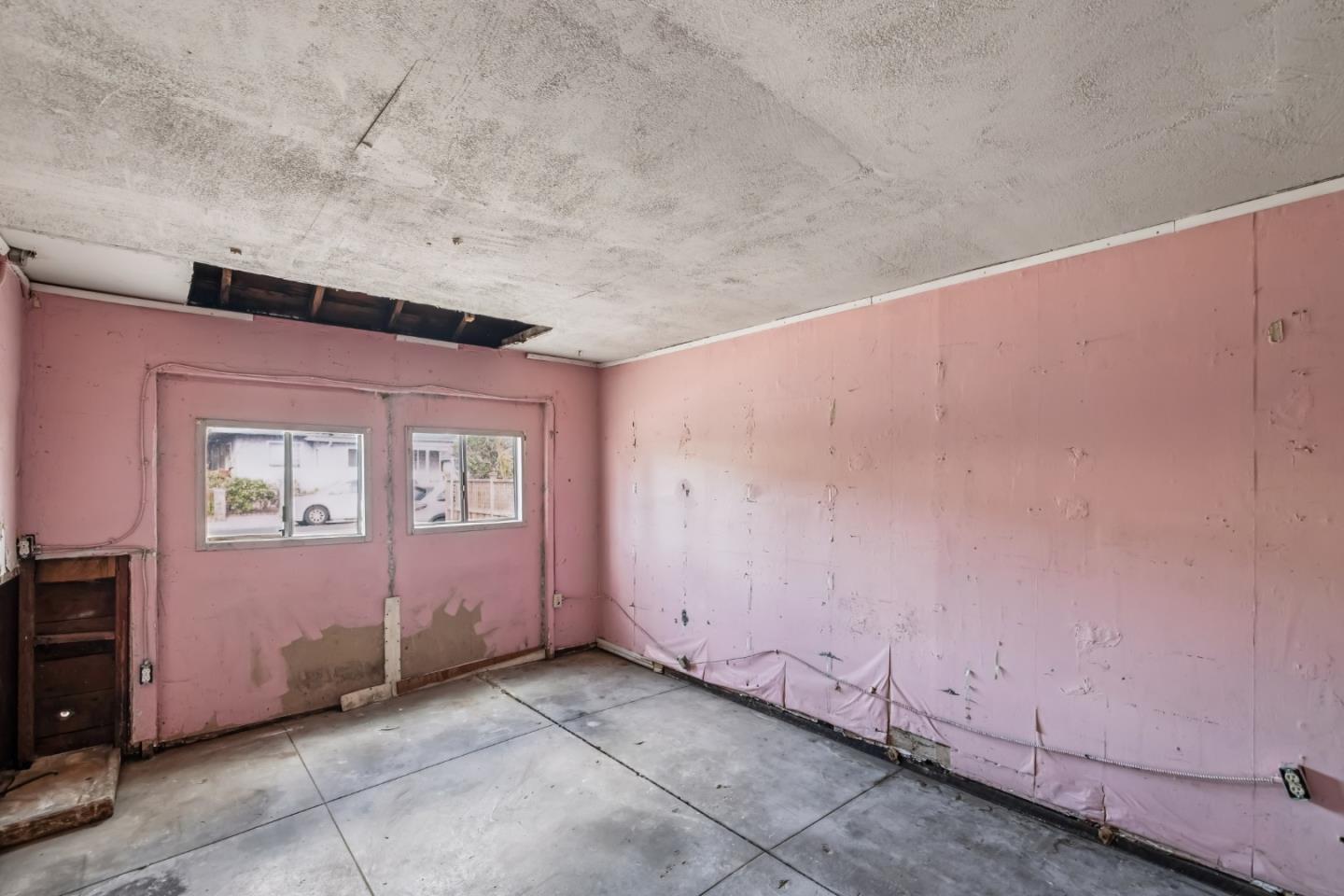 Detail Gallery Image 47 of 62 For 314 E Santa Inez Ave, San Mateo,  CA 94401 - 3 Beds | 2/1 Baths