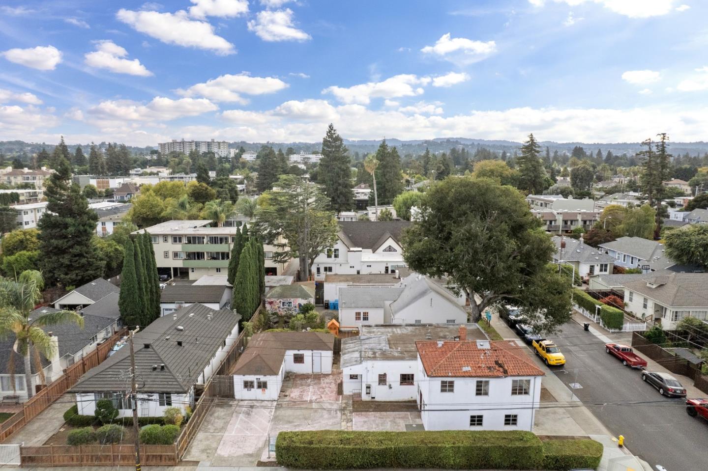 Detail Gallery Image 49 of 62 For 314 E Santa Inez Ave, San Mateo,  CA 94401 - 3 Beds | 2/1 Baths