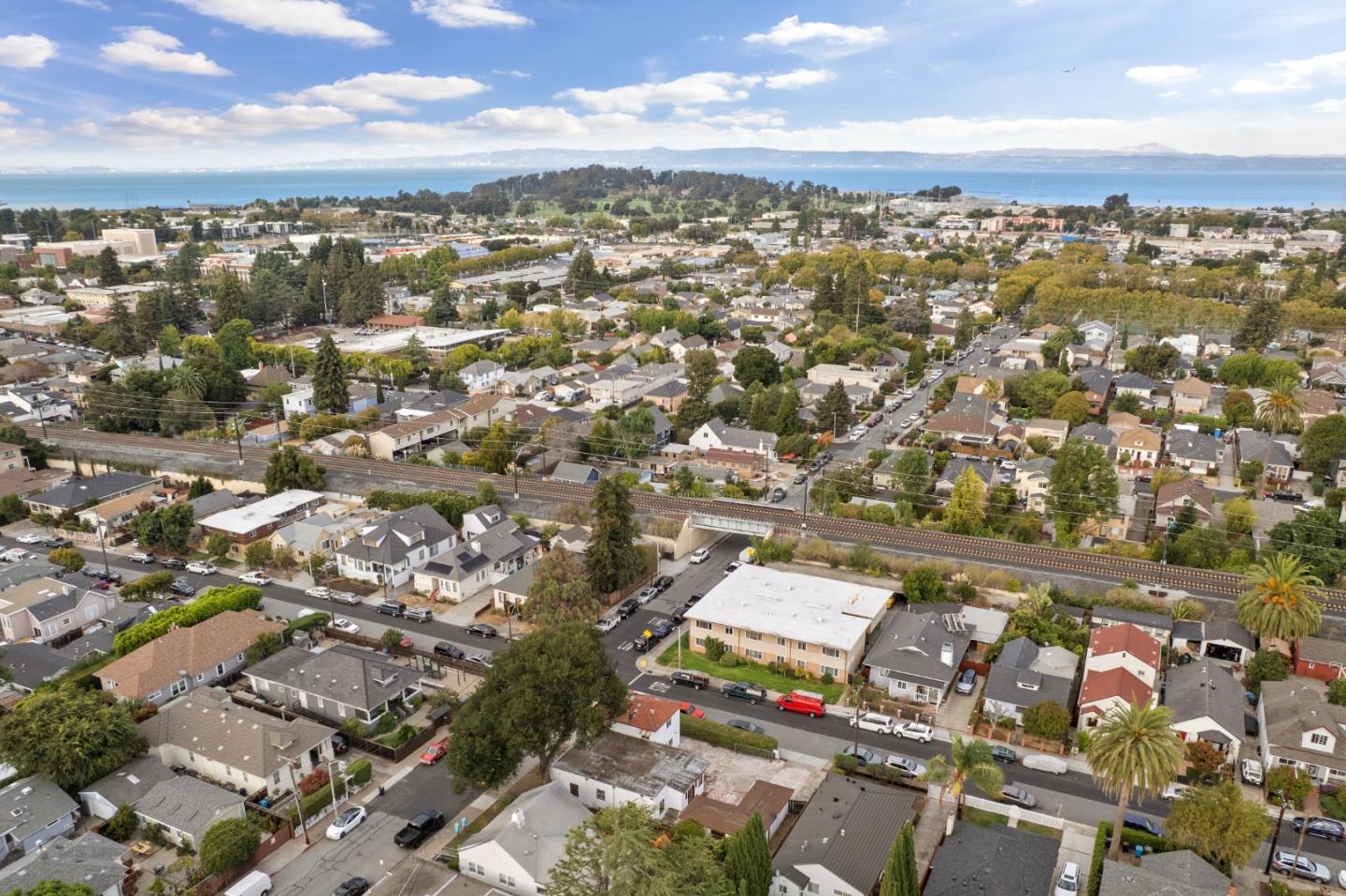 Detail Gallery Image 59 of 62 For 314 E Santa Inez Ave, San Mateo,  CA 94401 - 3 Beds | 2/1 Baths