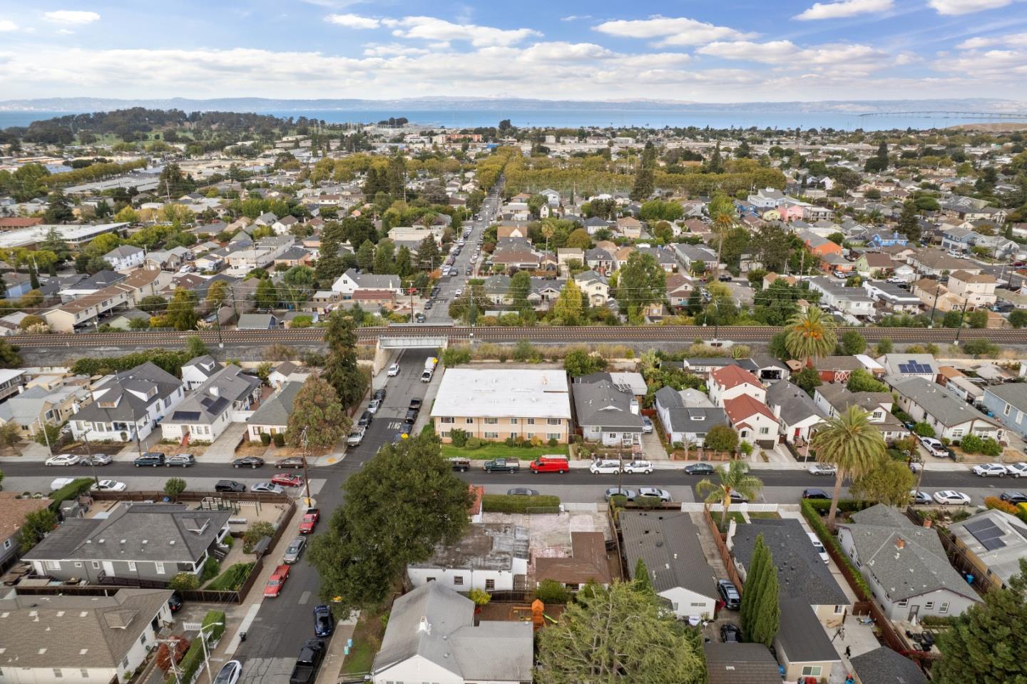 Detail Gallery Image 60 of 62 For 314 E Santa Inez Ave, San Mateo,  CA 94401 - 3 Beds | 2/1 Baths