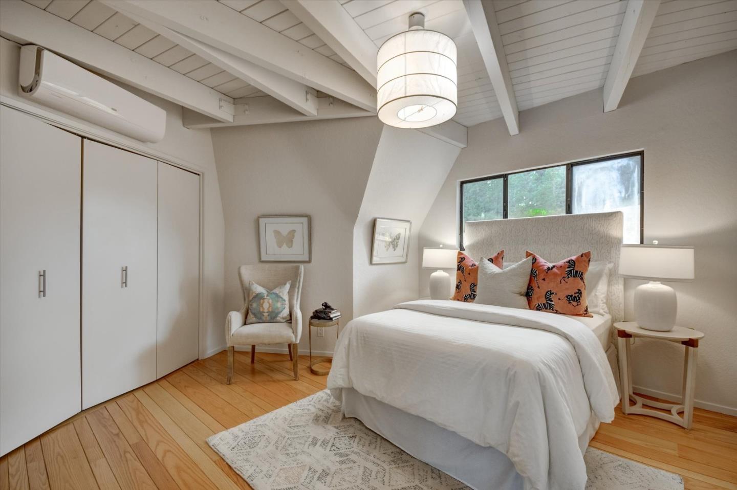 Detail Gallery Image 8 of 24 For 3895 Page Mill Rd, Palo Alto,  CA 94304 - 5 Beds | 3 Baths