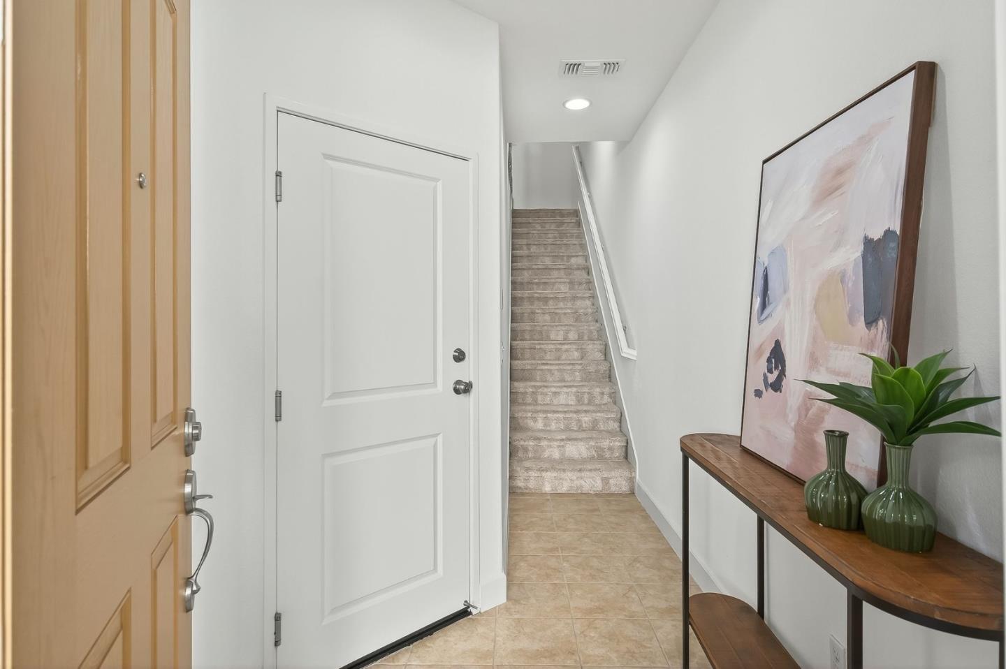Detail Gallery Image 20 of 29 For 1087 Yarrow Ter, San Jose,  CA 95133 - 3 Beds | 3 Baths