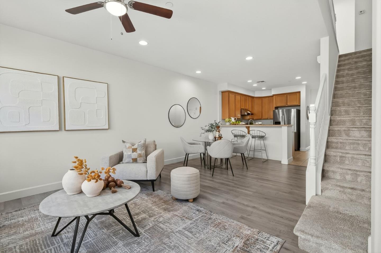 Detail Gallery Image 7 of 29 For 1087 Yarrow Ter, San Jose,  CA 95133 - 3 Beds | 3 Baths