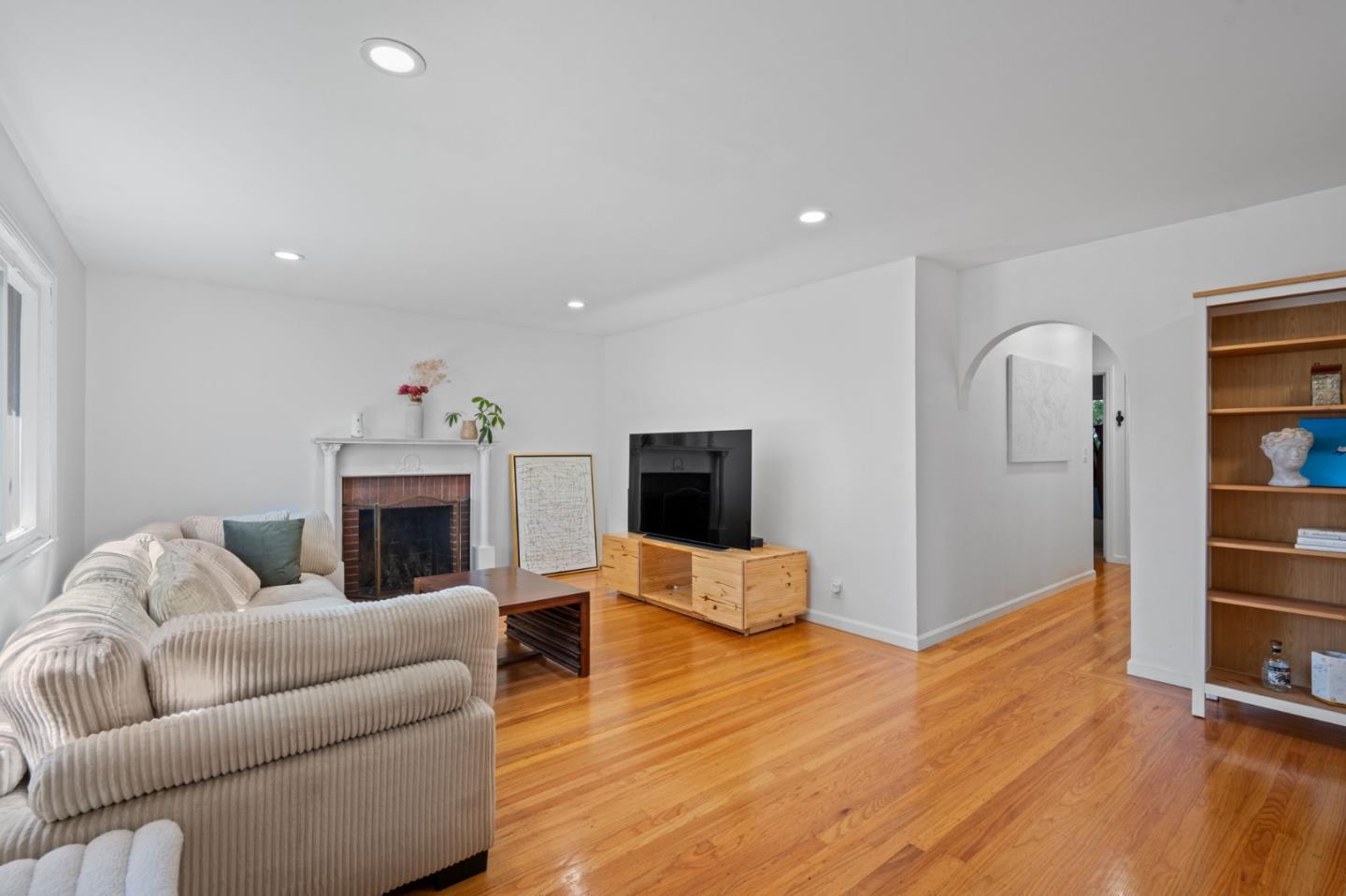 Detail Gallery Image 6 of 23 For 542 Caleb Pl, Hayward,  CA 94544 - 3 Beds | 2 Baths