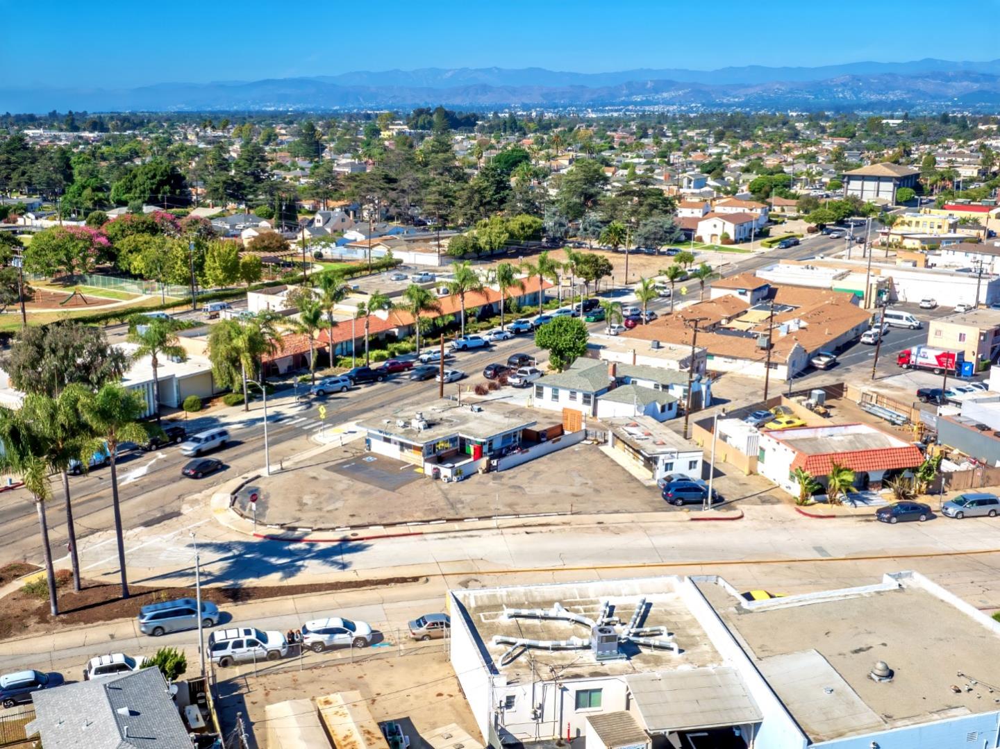 Detail Gallery Image 2 of 8 For 310 N North a St, Oxnard,  CA 93030 - – Beds | – Baths