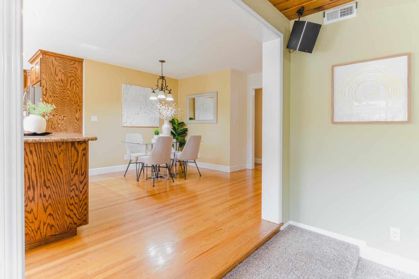 Detail Gallery Image 25 of 63 For 864 Midvale Ln, San Jose,  CA 95136 - 3 Beds | 2 Baths
