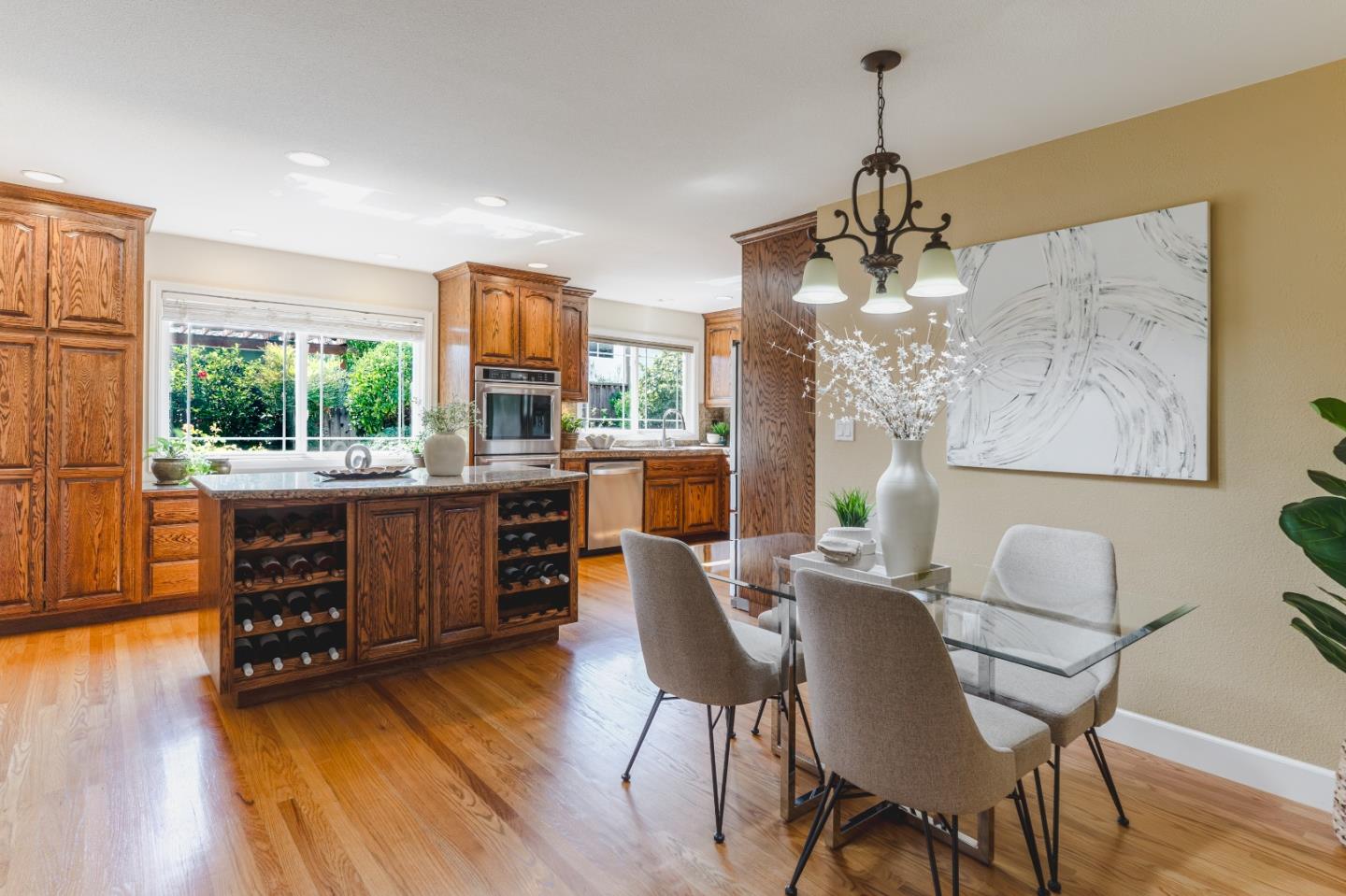 Detail Gallery Image 4 of 63 For 864 Midvale Ln, San Jose,  CA 95136 - 3 Beds | 2 Baths