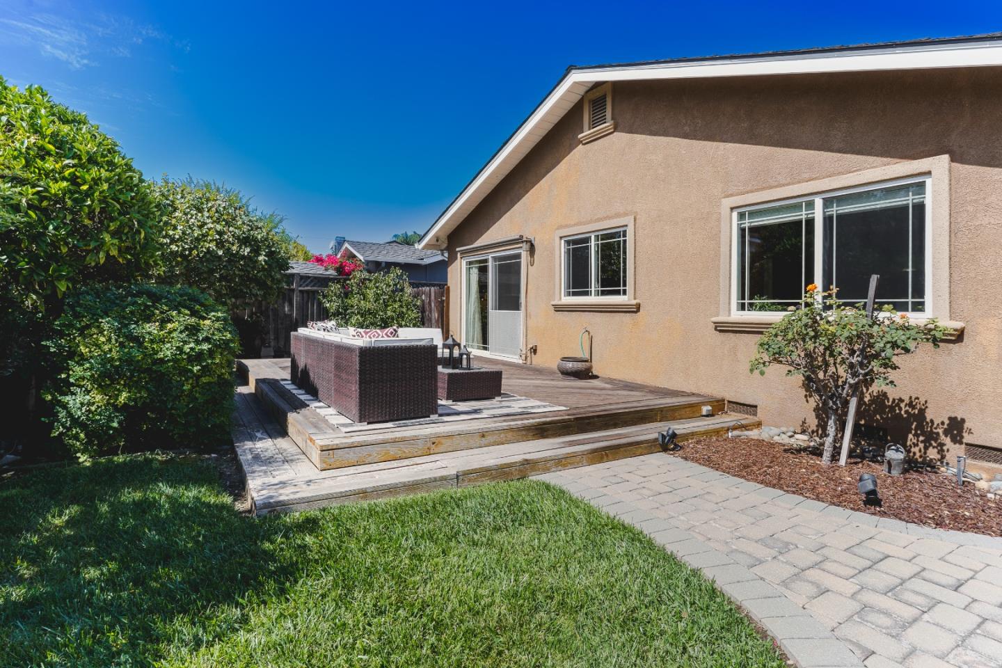 Detail Gallery Image 50 of 63 For 864 Midvale Ln, San Jose,  CA 95136 - 3 Beds | 2 Baths