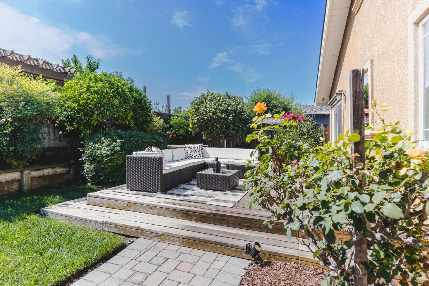 Detail Gallery Image 51 of 63 For 864 Midvale Ln, San Jose,  CA 95136 - 3 Beds | 2 Baths
