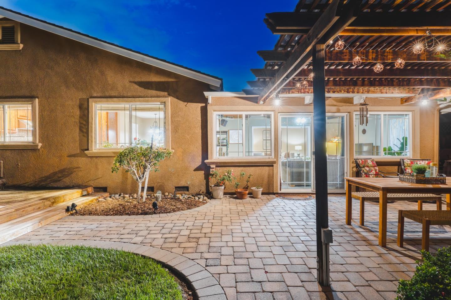 Detail Gallery Image 58 of 63 For 864 Midvale Ln, San Jose,  CA 95136 - 3 Beds | 2 Baths