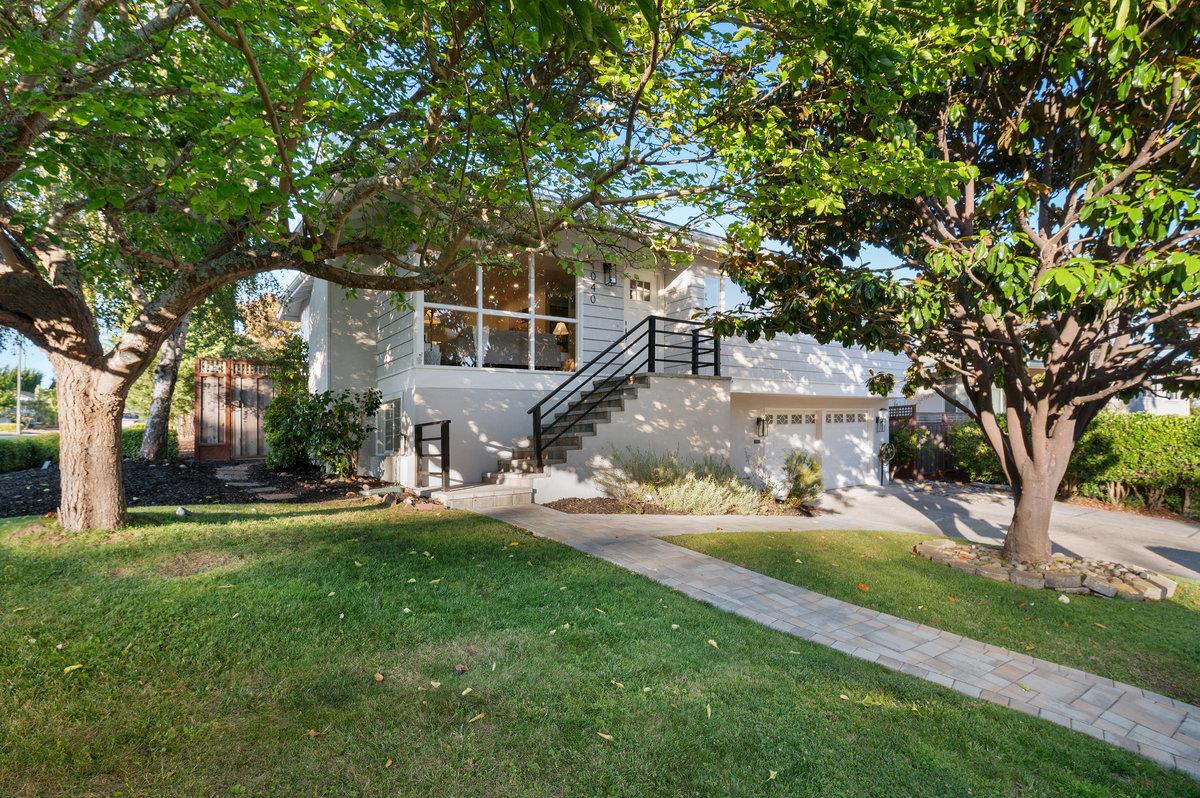 Detail Gallery Image 2 of 62 For 1040 Helen Dr, Millbrae,  CA 94030 - 4 Beds | 3 Baths