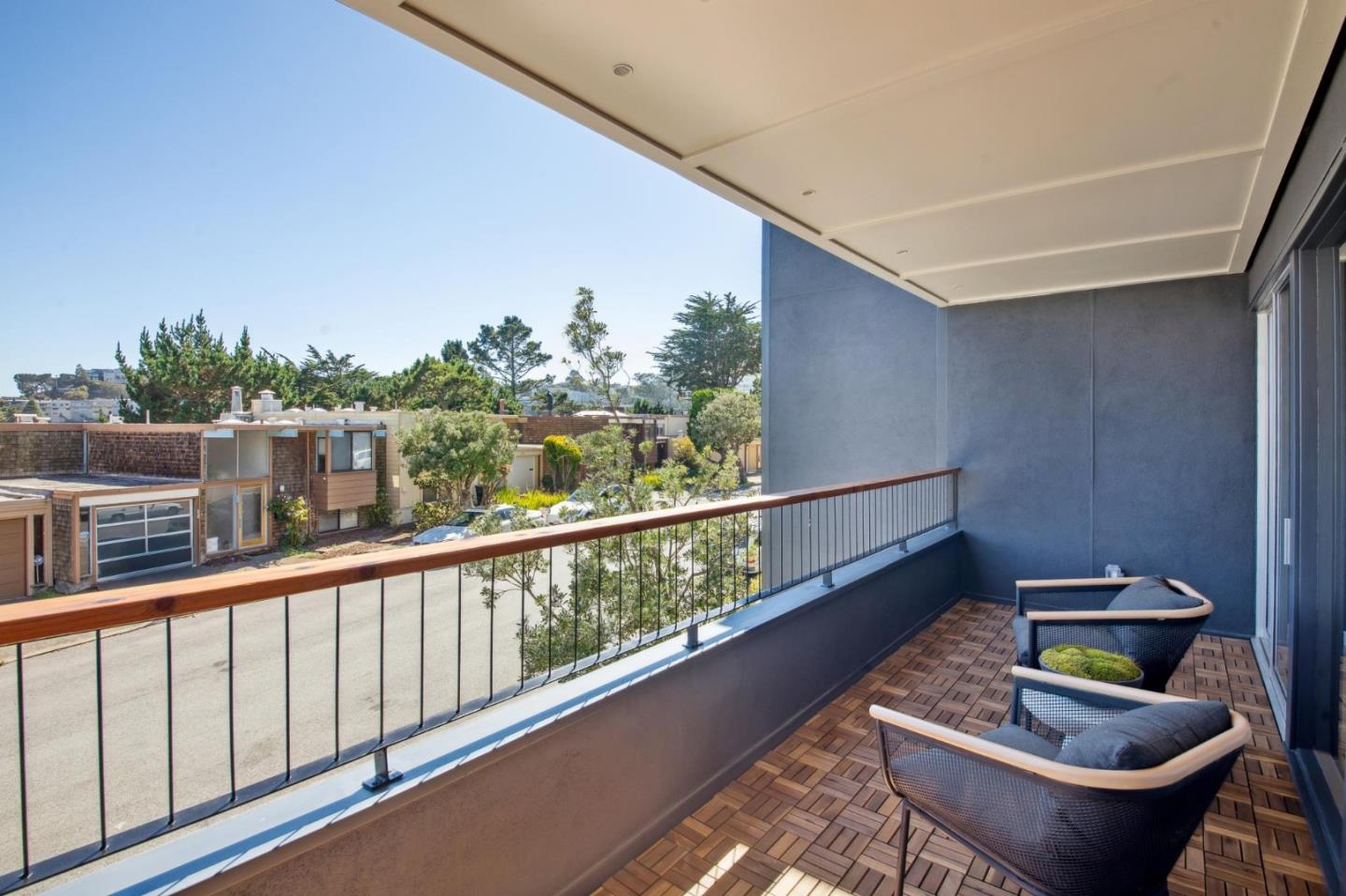 Detail Gallery Image 17 of 46 For 255 Amber Dr, San Francisco,  CA 94131 - 4 Beds | 2 Baths