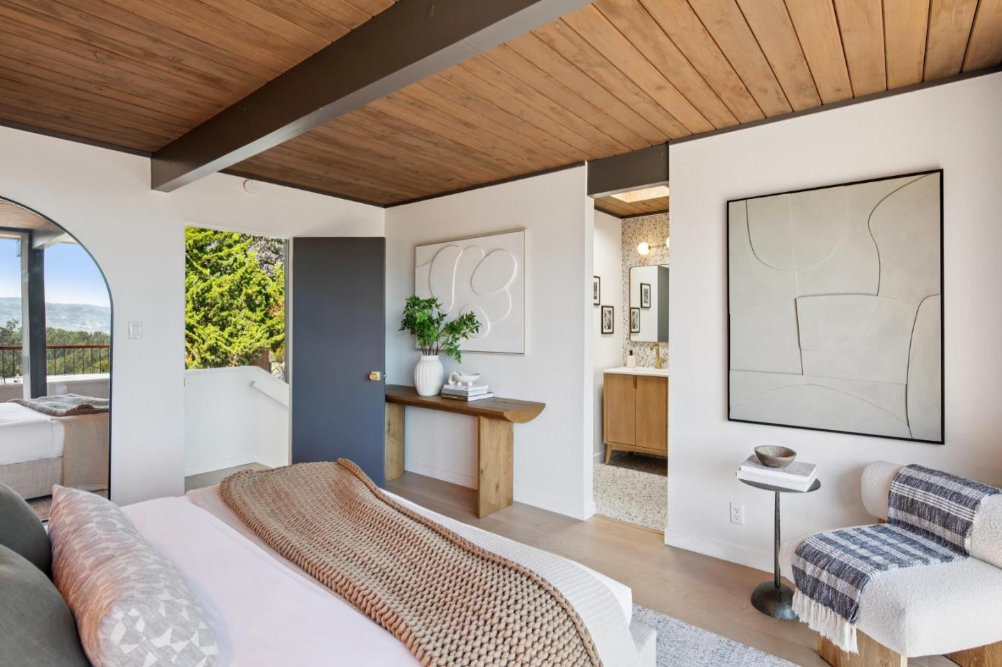 Detail Gallery Image 19 of 46 For 255 Amber Dr, San Francisco,  CA 94131 - 4 Beds | 2 Baths
