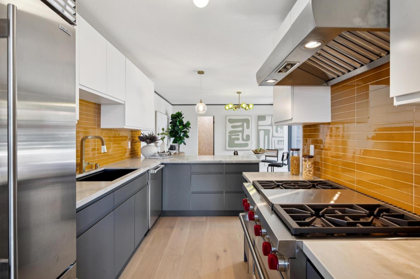Detail Gallery Image 3 of 46 For 255 Amber Dr, San Francisco,  CA 94131 - 4 Beds | 2 Baths