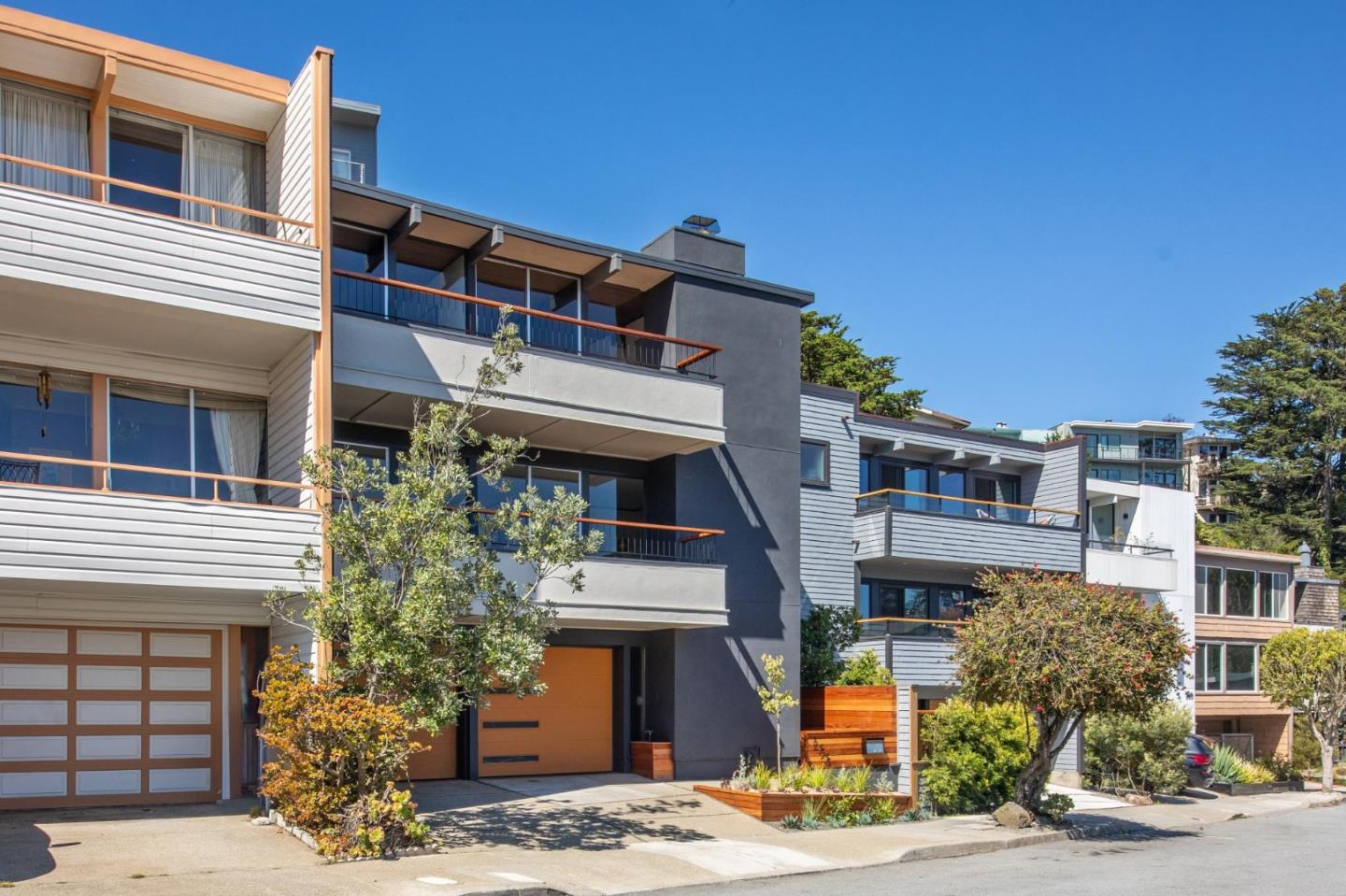 Detail Gallery Image 34 of 46 For 255 Amber Dr, San Francisco,  CA 94131 - 4 Beds | 2 Baths