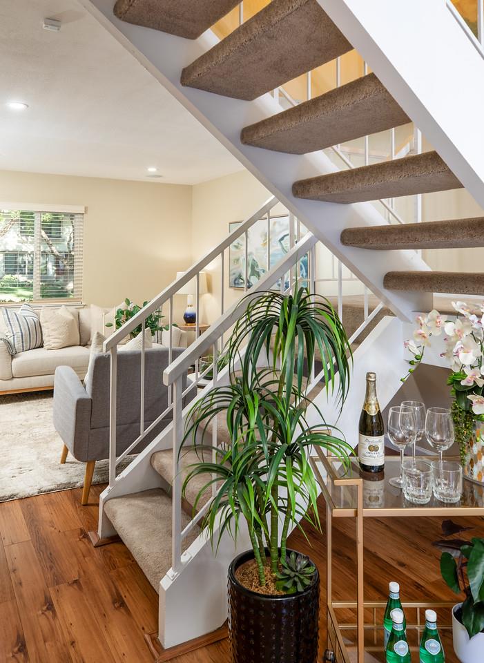 Detail Gallery Image 10 of 27 For 1492 Aurelian Ln, San Jose,  CA 95126 - 3 Beds | 2/1 Baths