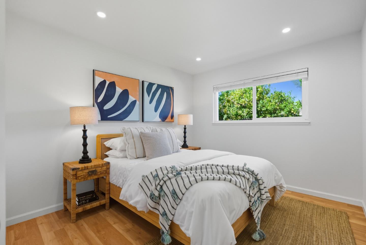 Detail Gallery Image 22 of 34 For 5597 Glenoak Ct, San Jose,  CA 95129 - 4 Beds | 3 Baths