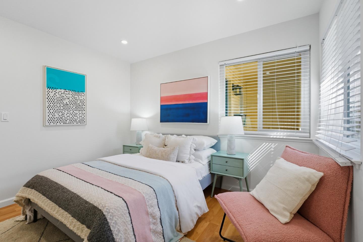 Detail Gallery Image 27 of 34 For 5597 Glenoak Ct, San Jose,  CA 95129 - 4 Beds | 3 Baths