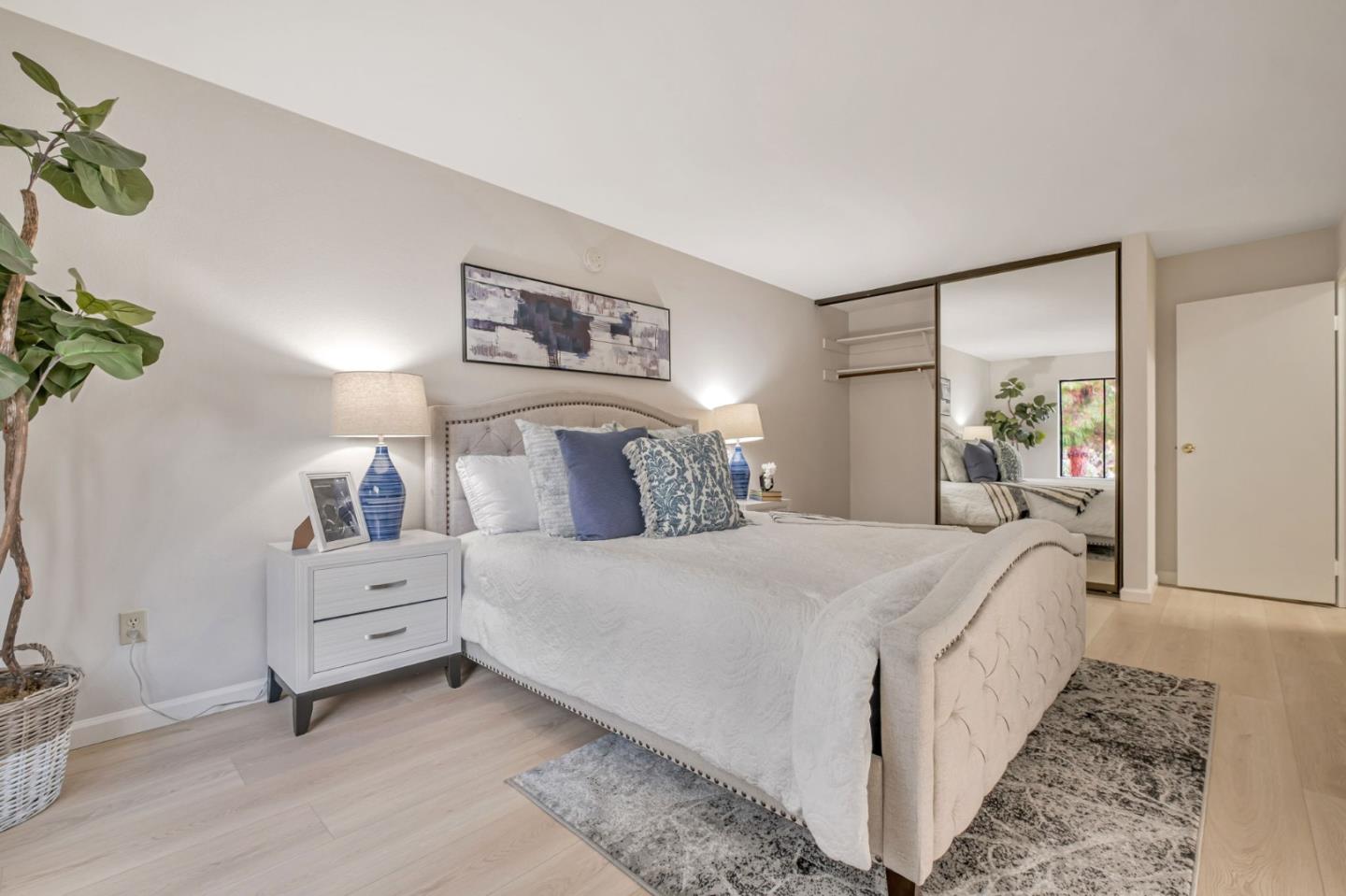 Detail Gallery Image 11 of 42 For 40425 Chapel Way #214,  Fremont,  CA 94538 - 3 Beds | 2 Baths