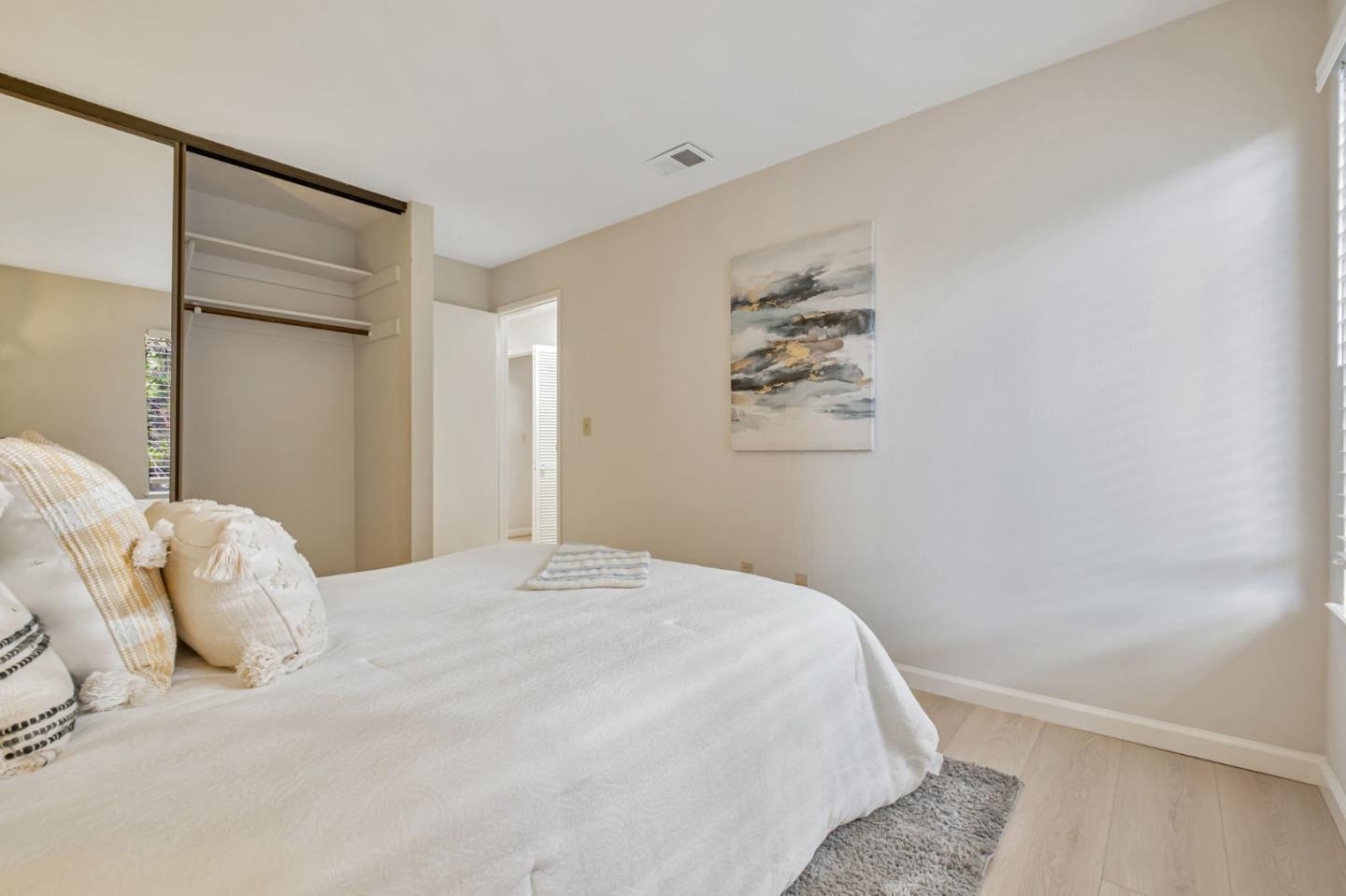 Detail Gallery Image 15 of 42 For 40425 Chapel Way #214,  Fremont,  CA 94538 - 3 Beds | 2 Baths