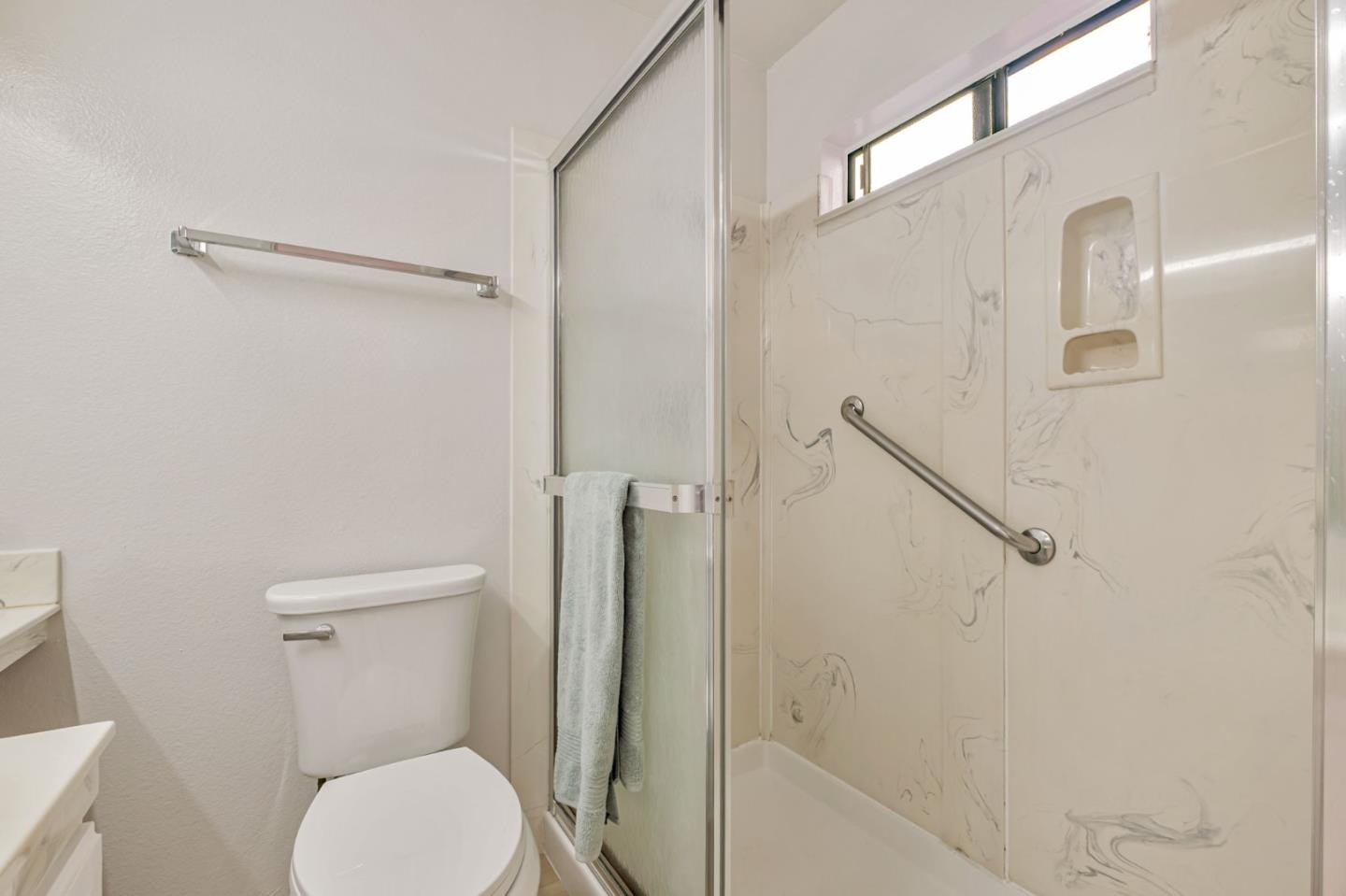 Detail Gallery Image 21 of 42 For 40425 Chapel Way #214,  Fremont,  CA 94538 - 3 Beds | 2 Baths