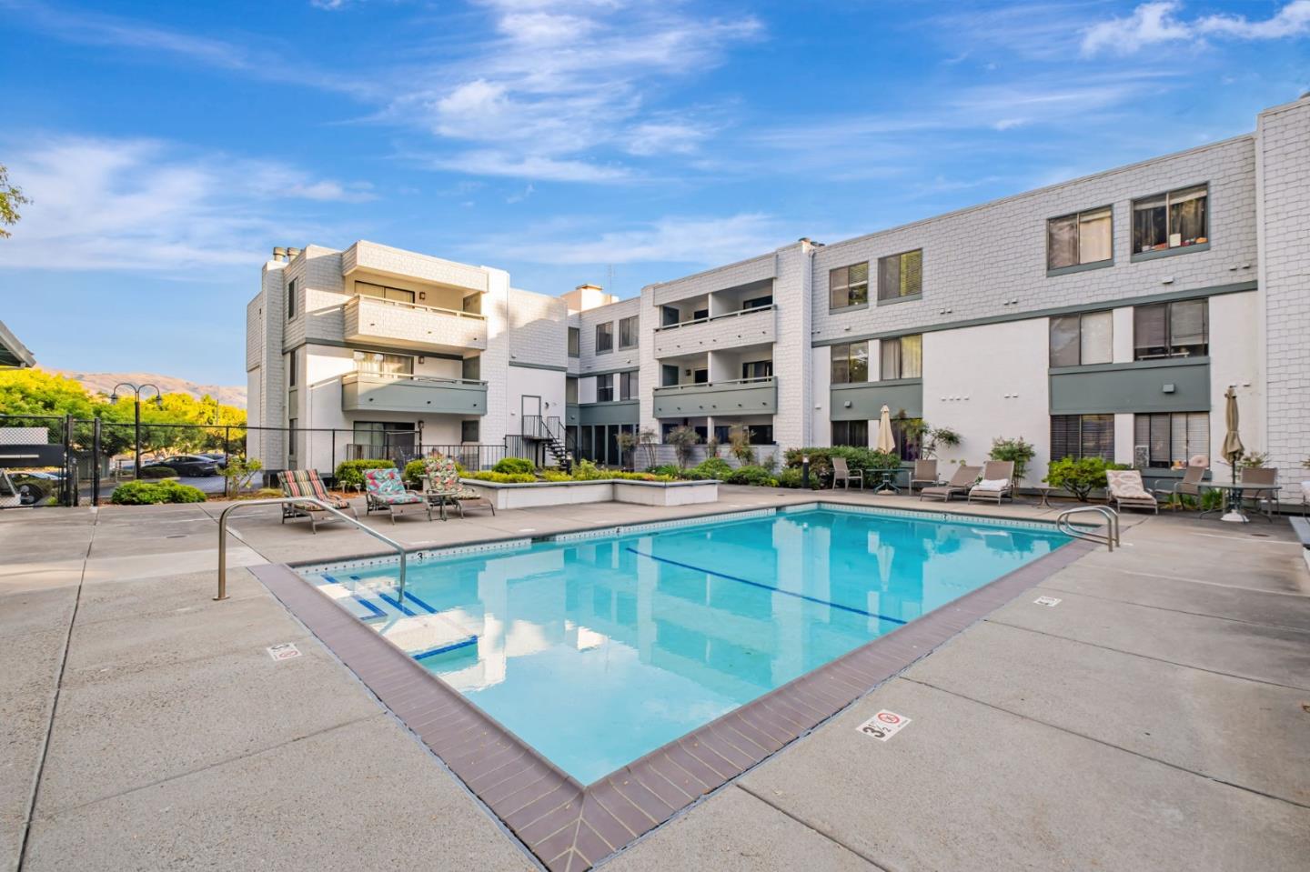 Detail Gallery Image 29 of 42 For 40425 Chapel Way #214,  Fremont,  CA 94538 - 3 Beds | 2 Baths