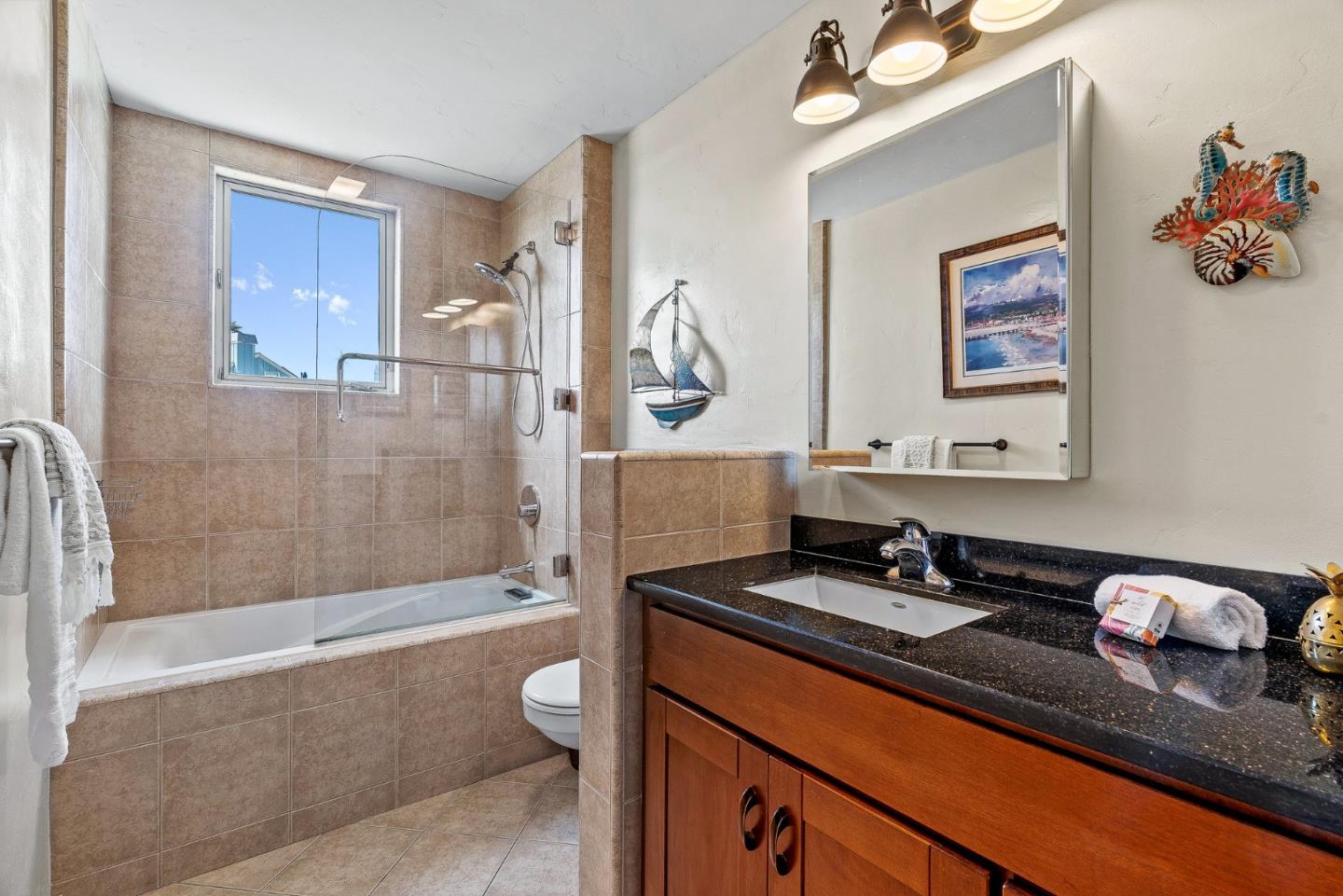 Detail Gallery Image 18 of 50 For 890 West Cliff Dr #8,  Santa Cruz,  CA 95060 - 2 Beds | 2 Baths