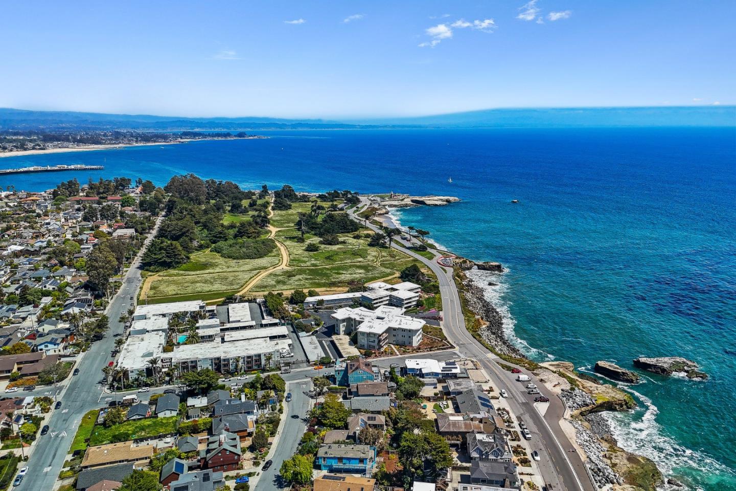 Detail Gallery Image 21 of 50 For 890 West Cliff Dr #8,  Santa Cruz,  CA 95060 - 2 Beds | 2 Baths