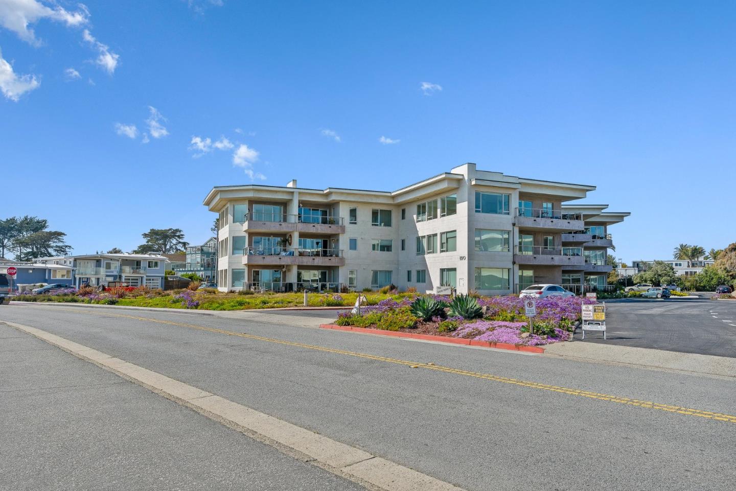 Detail Gallery Image 30 of 50 For 890 West Cliff Dr #8,  Santa Cruz,  CA 95060 - 2 Beds | 2 Baths