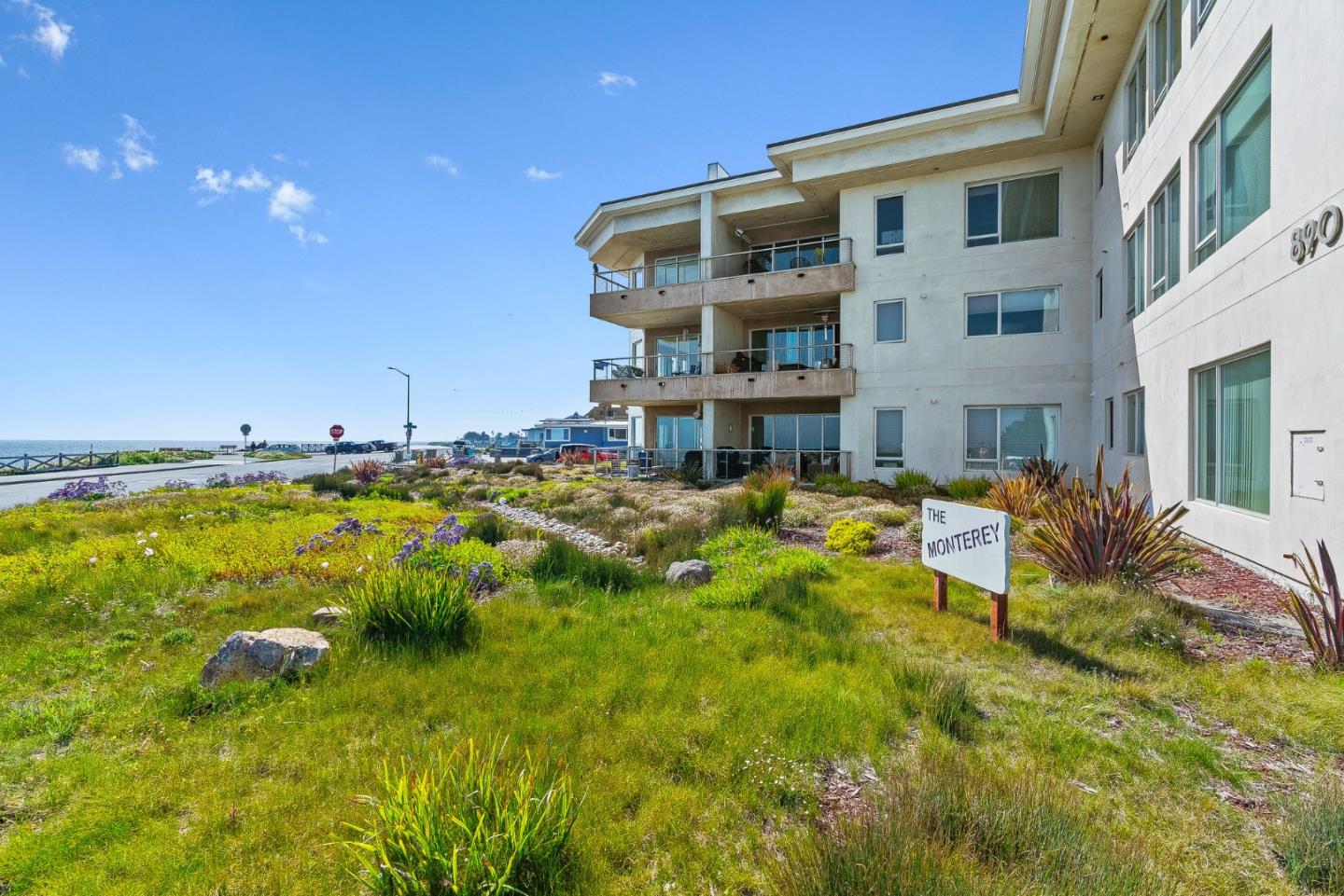Detail Gallery Image 31 of 50 For 890 West Cliff Dr #8,  Santa Cruz,  CA 95060 - 2 Beds | 2 Baths
