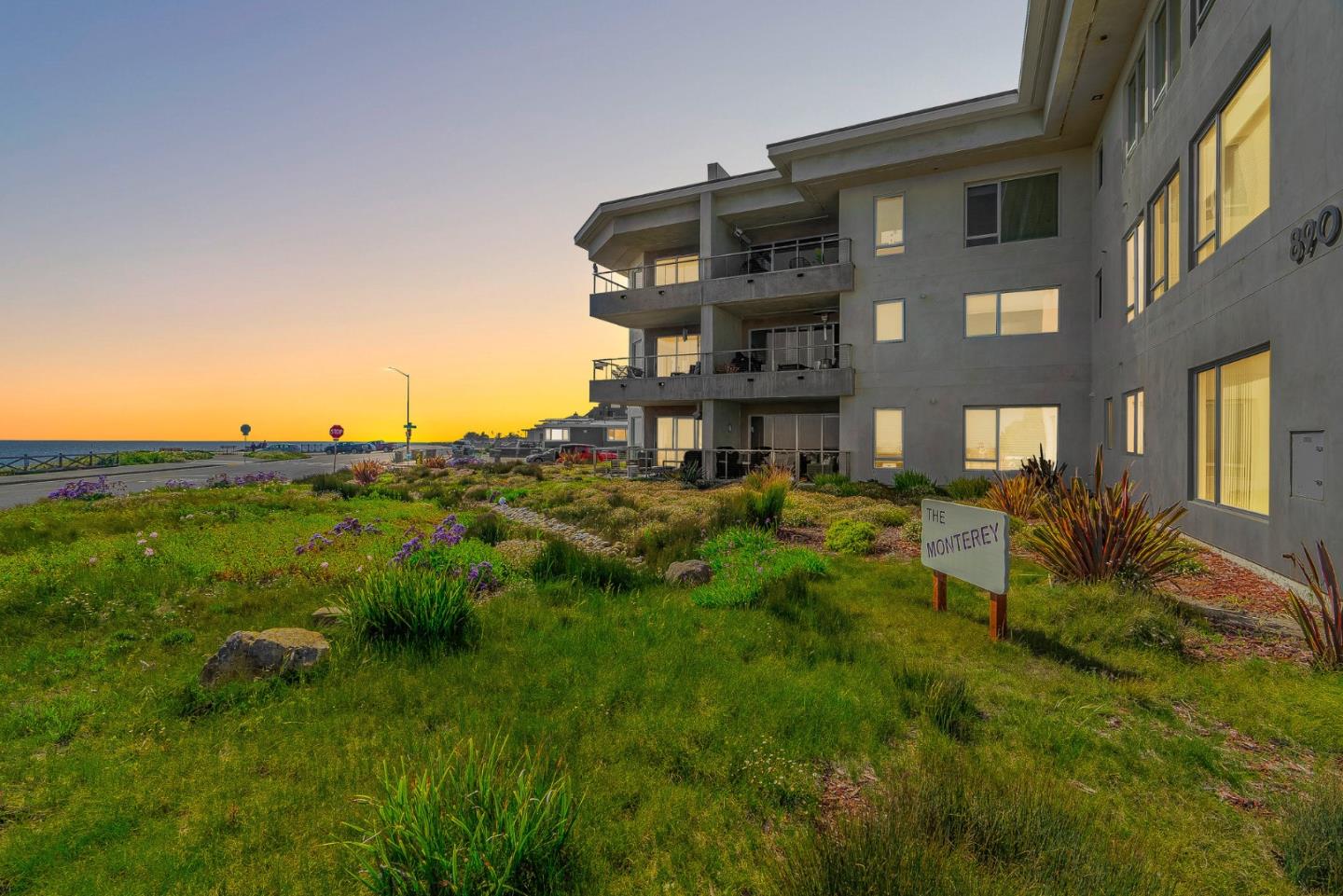 Detail Gallery Image 38 of 50 For 890 West Cliff Dr #8,  Santa Cruz,  CA 95060 - 2 Beds | 2 Baths