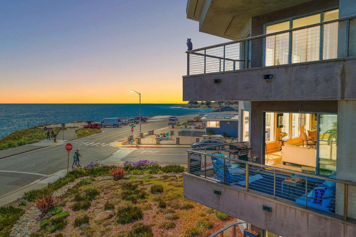 Detail Gallery Image 39 of 50 For 890 West Cliff Dr #8,  Santa Cruz,  CA 95060 - 2 Beds | 2 Baths